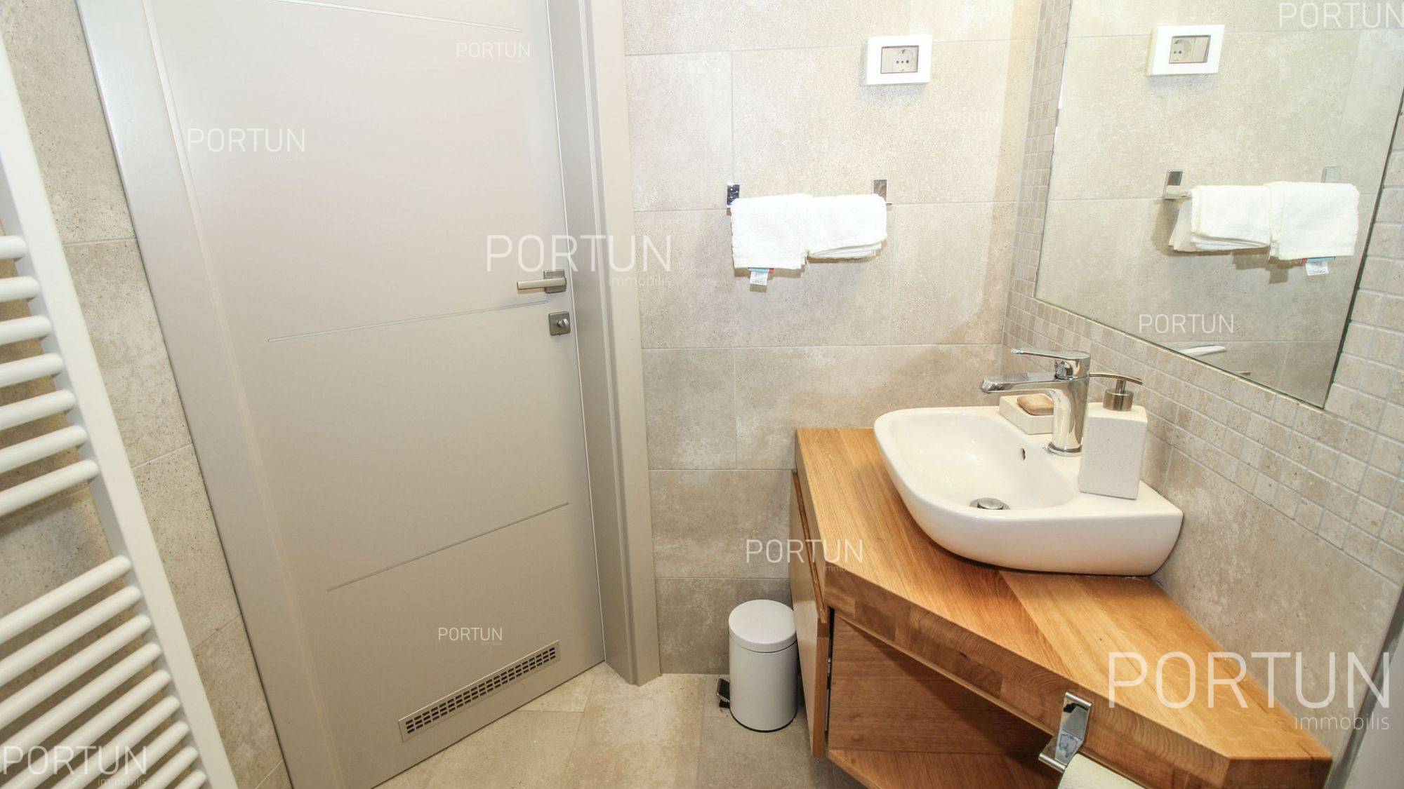 Kuća na prodaju Bale - 20651 - 11