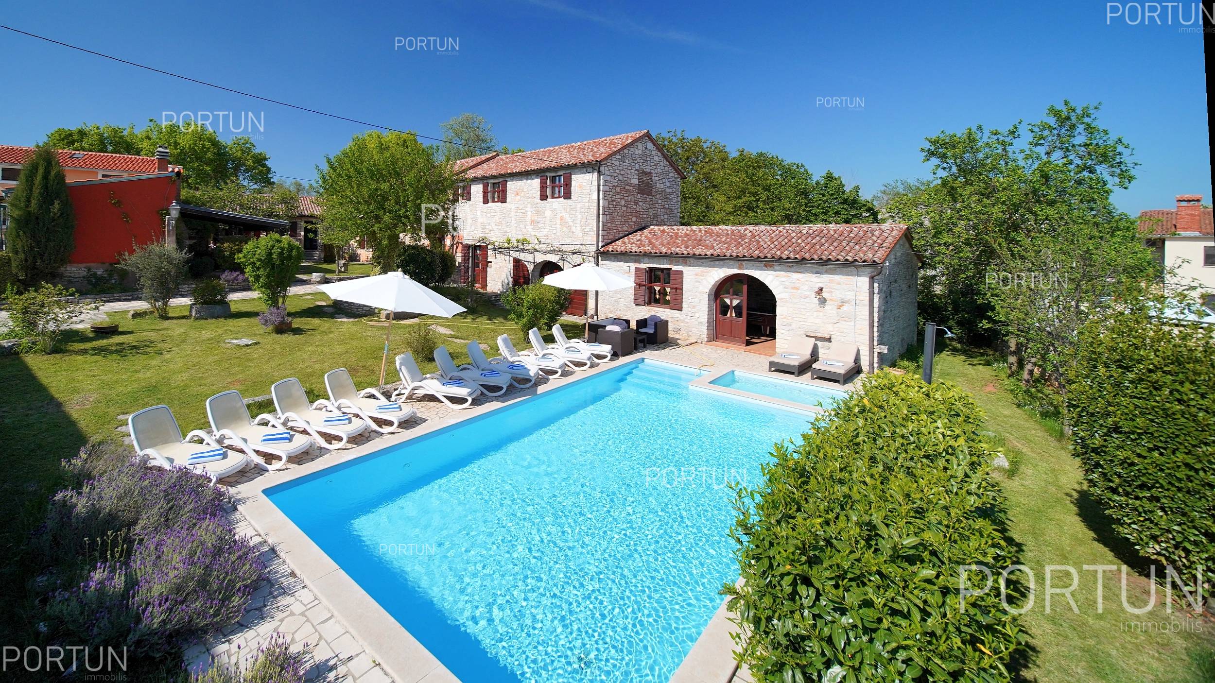 Kuća na prodaju Rovinj - 20687 - 02