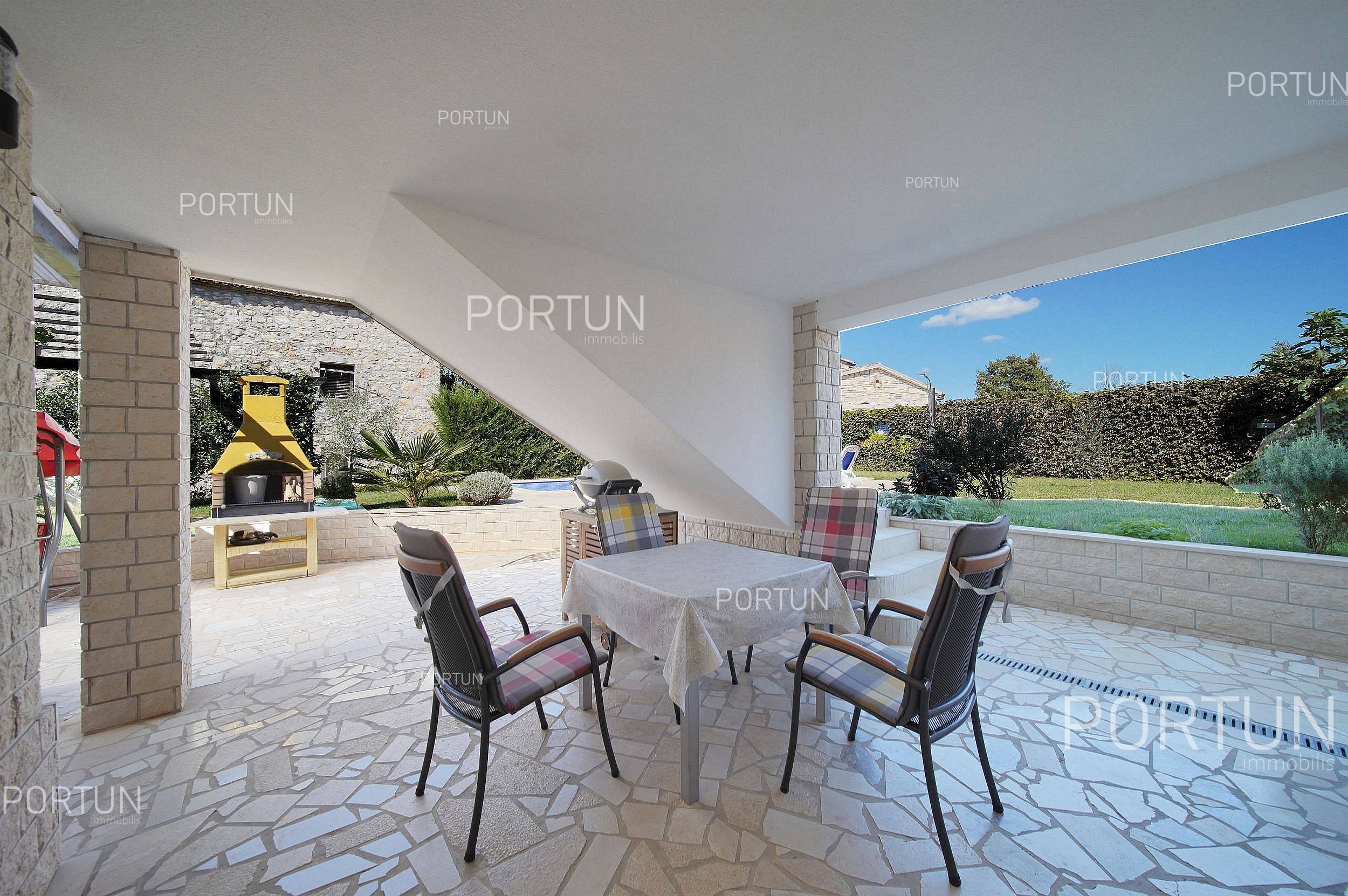 Kuća na prodaju Poreč - 20712 - 08