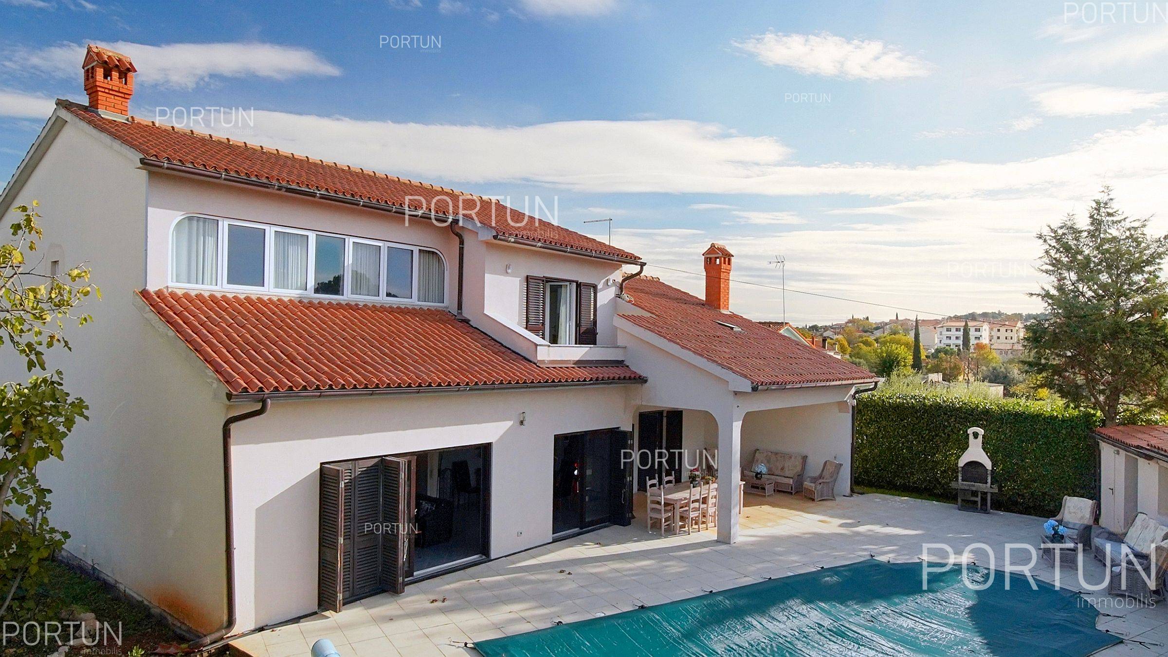 Kuća na prodaju Rovinj - 20723 - 02