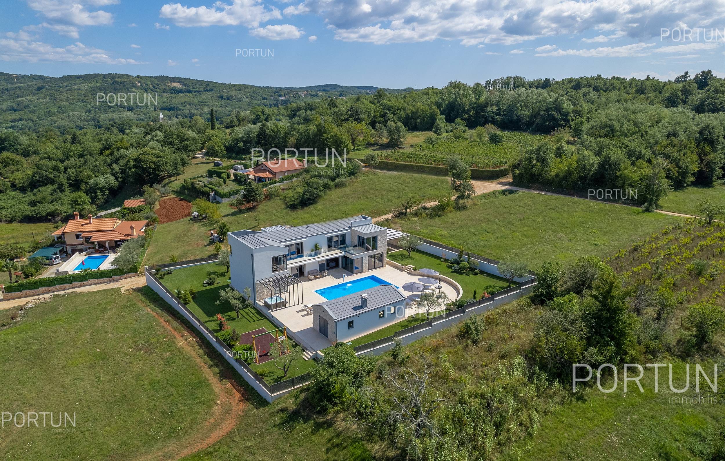 Kuća na prodaju Motovun - 20734 - 22