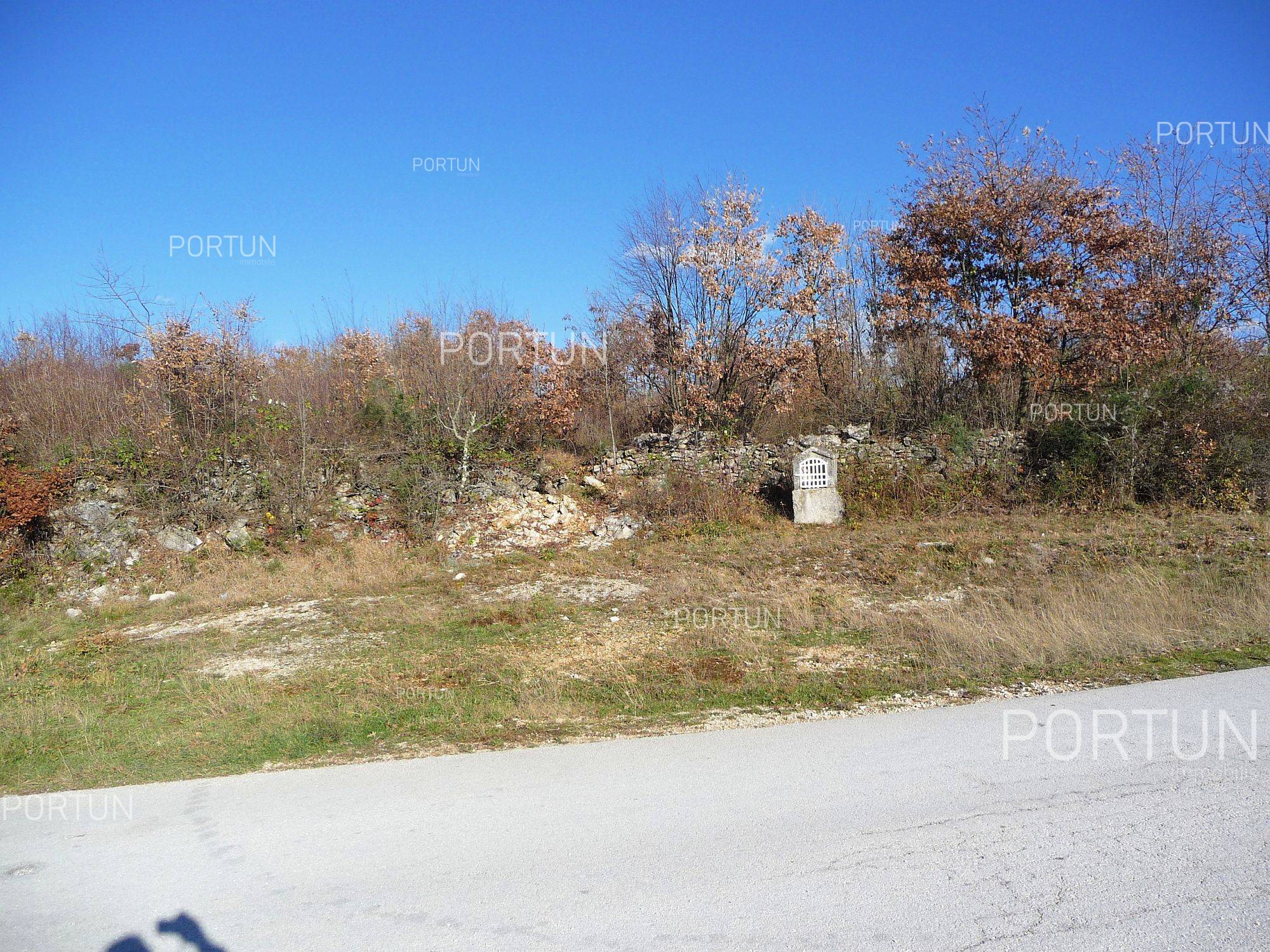 Zemljište na prodaju Kanfanar - 40089 - 02