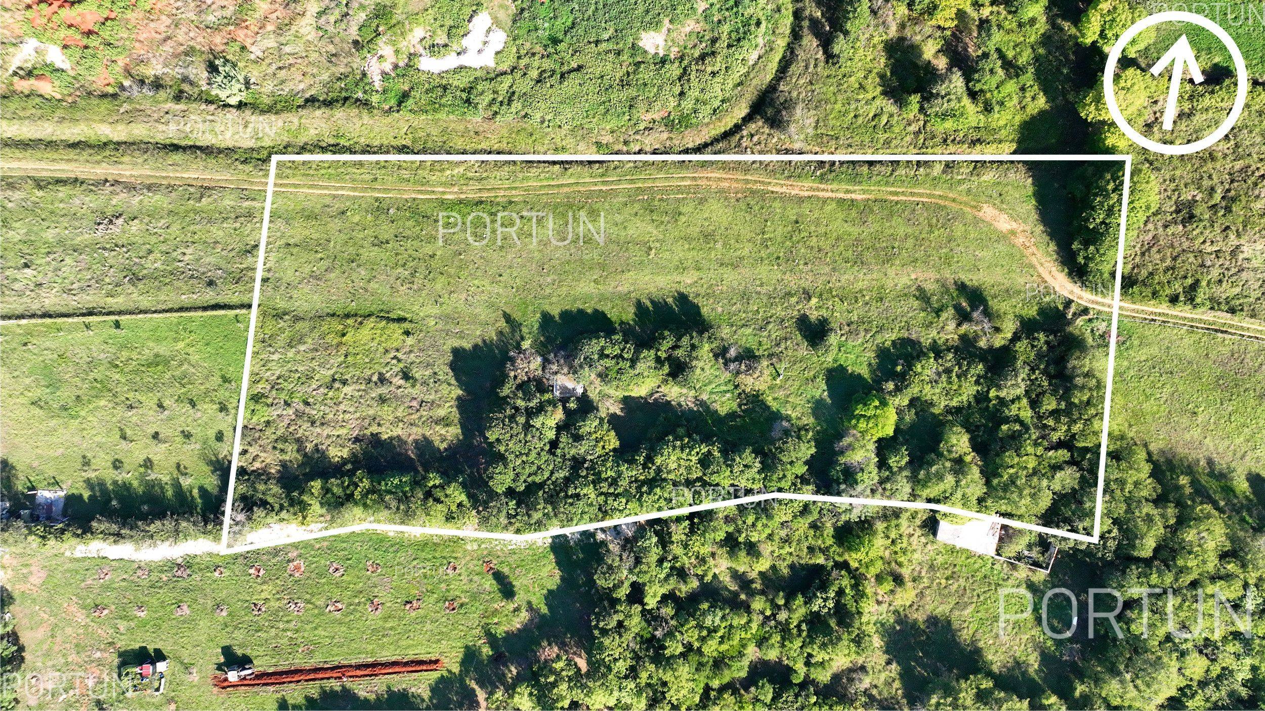 Zemljište na prodaju Rovinj - 40288 - 01
