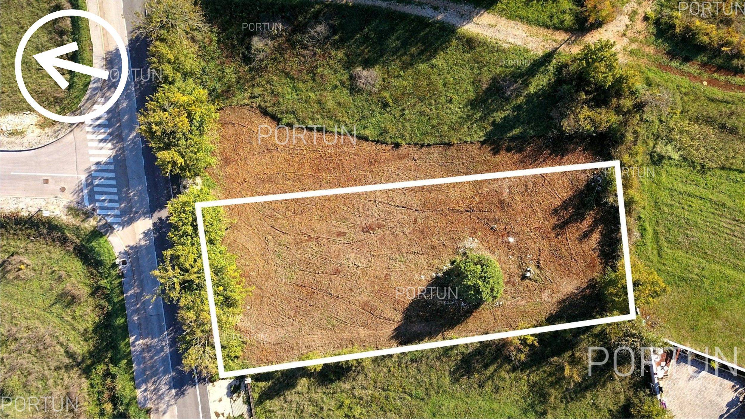 Zemljište na prodaju Rovinj - 40377 - 02
