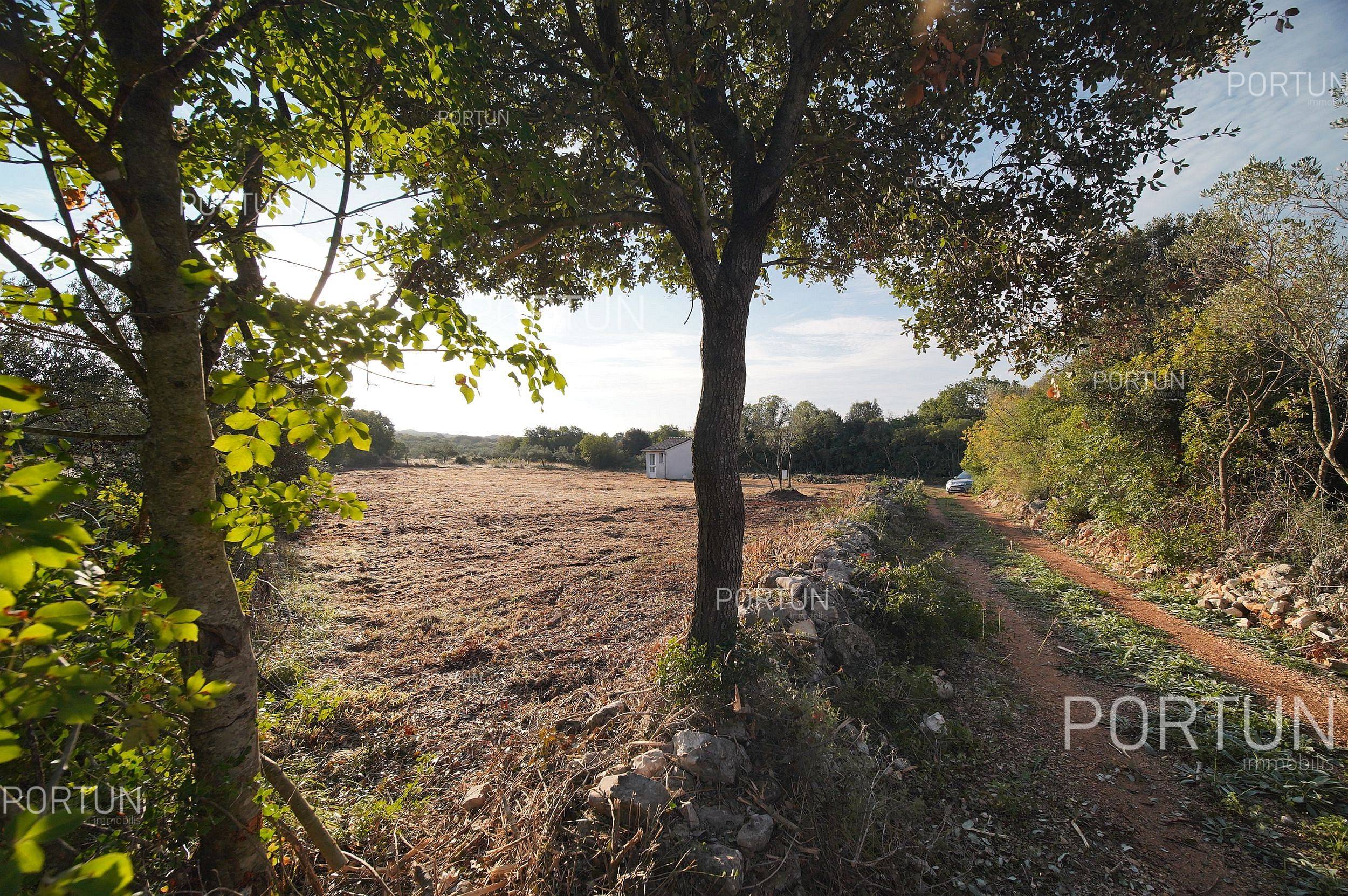 Zemljište na prodaju Rovinj - 40488 - 01