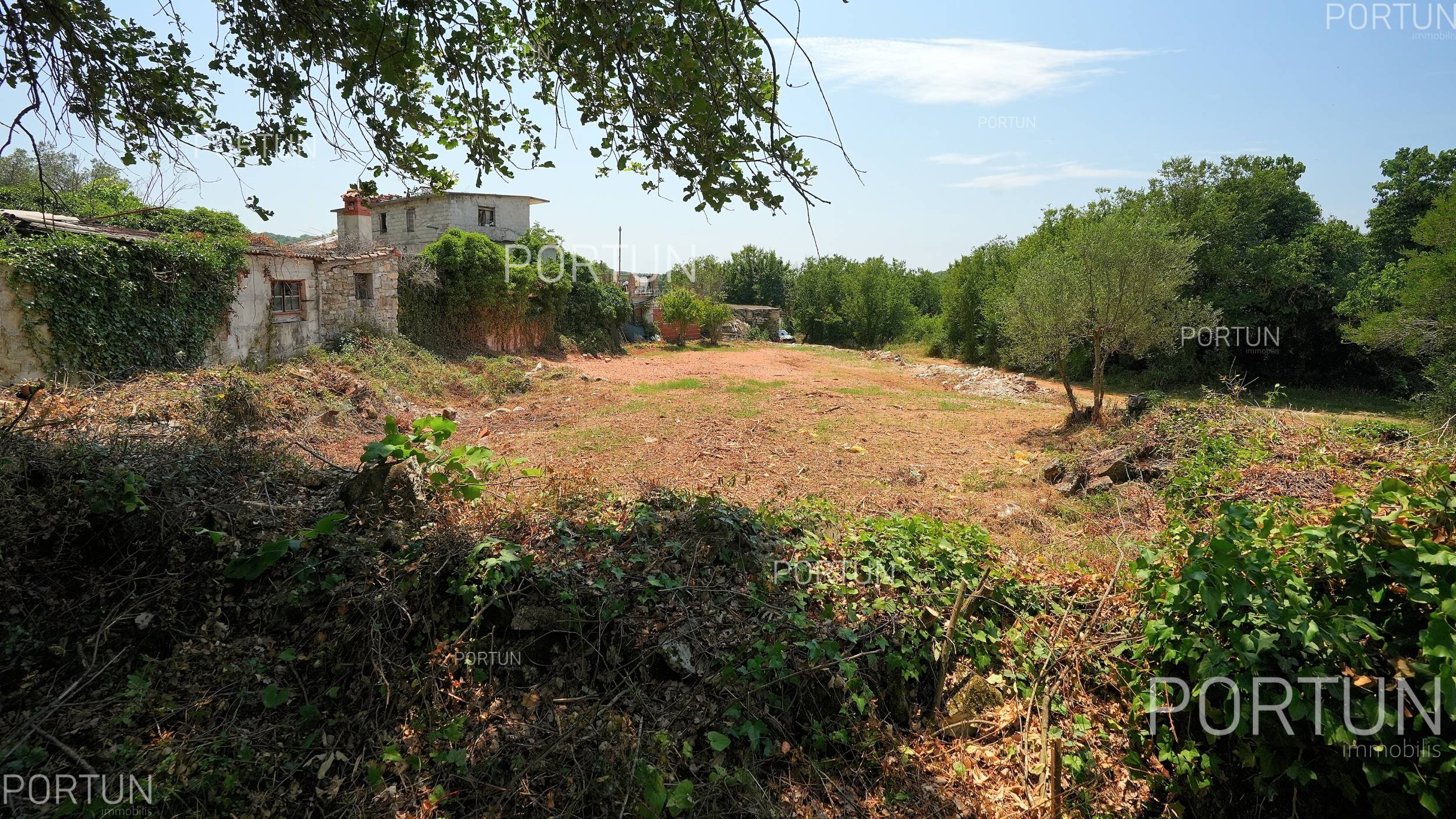 Zemljište na prodaju Rovinj - 40512 - 06