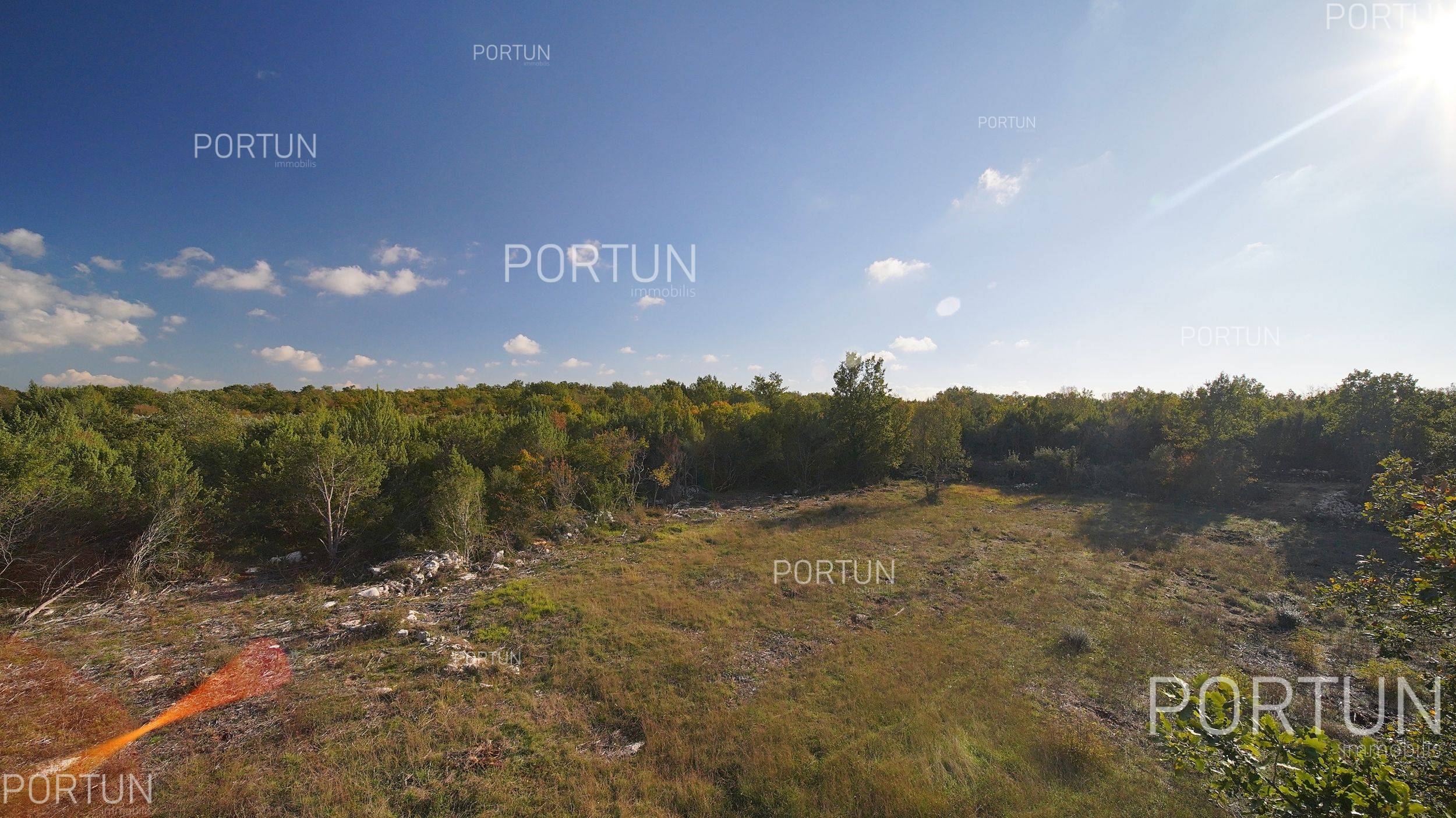 Zemljište na prodaju Rovinj - 40527 - 01