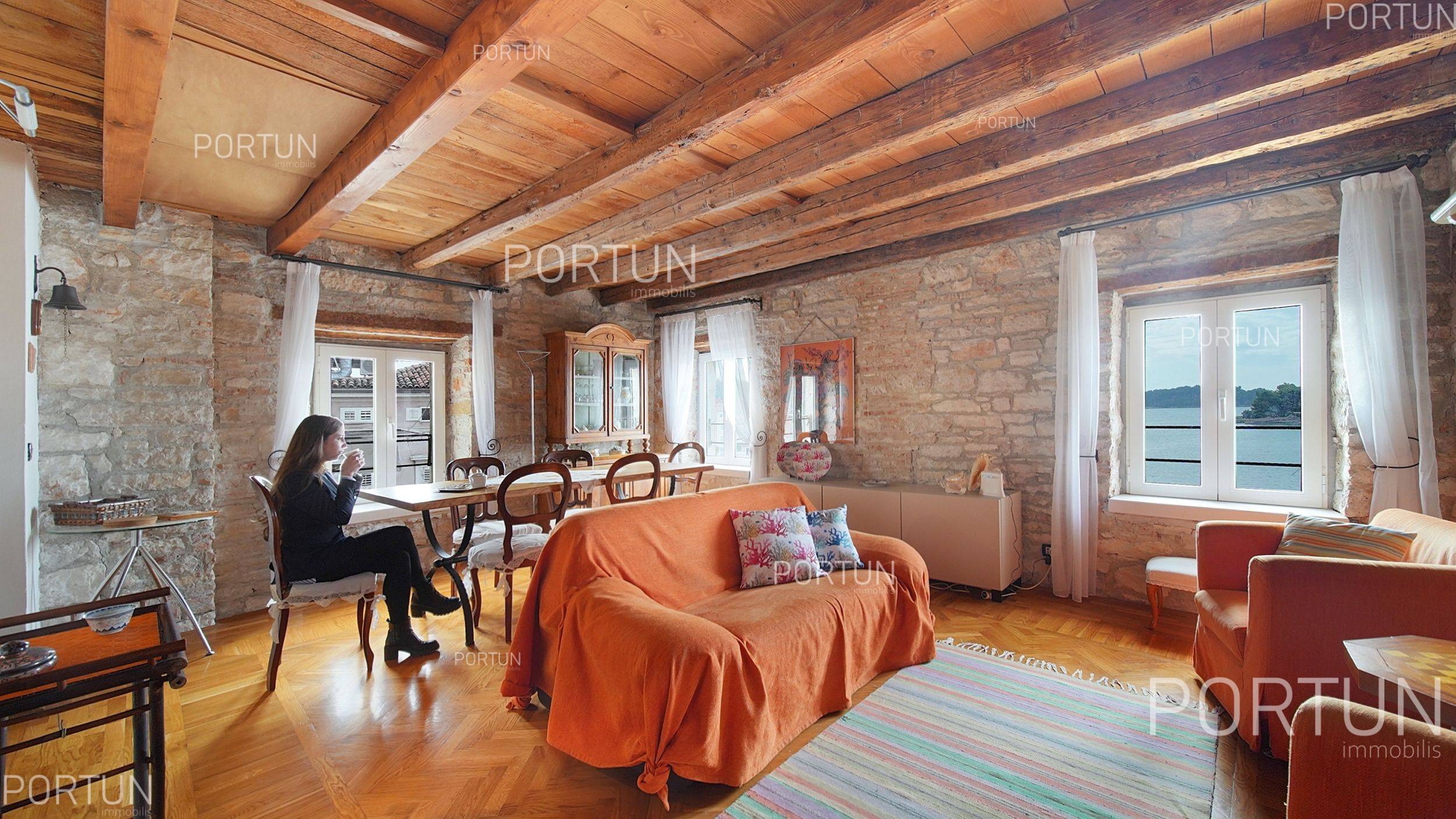 Stan na prodaju Rovinj - 10669 - 02