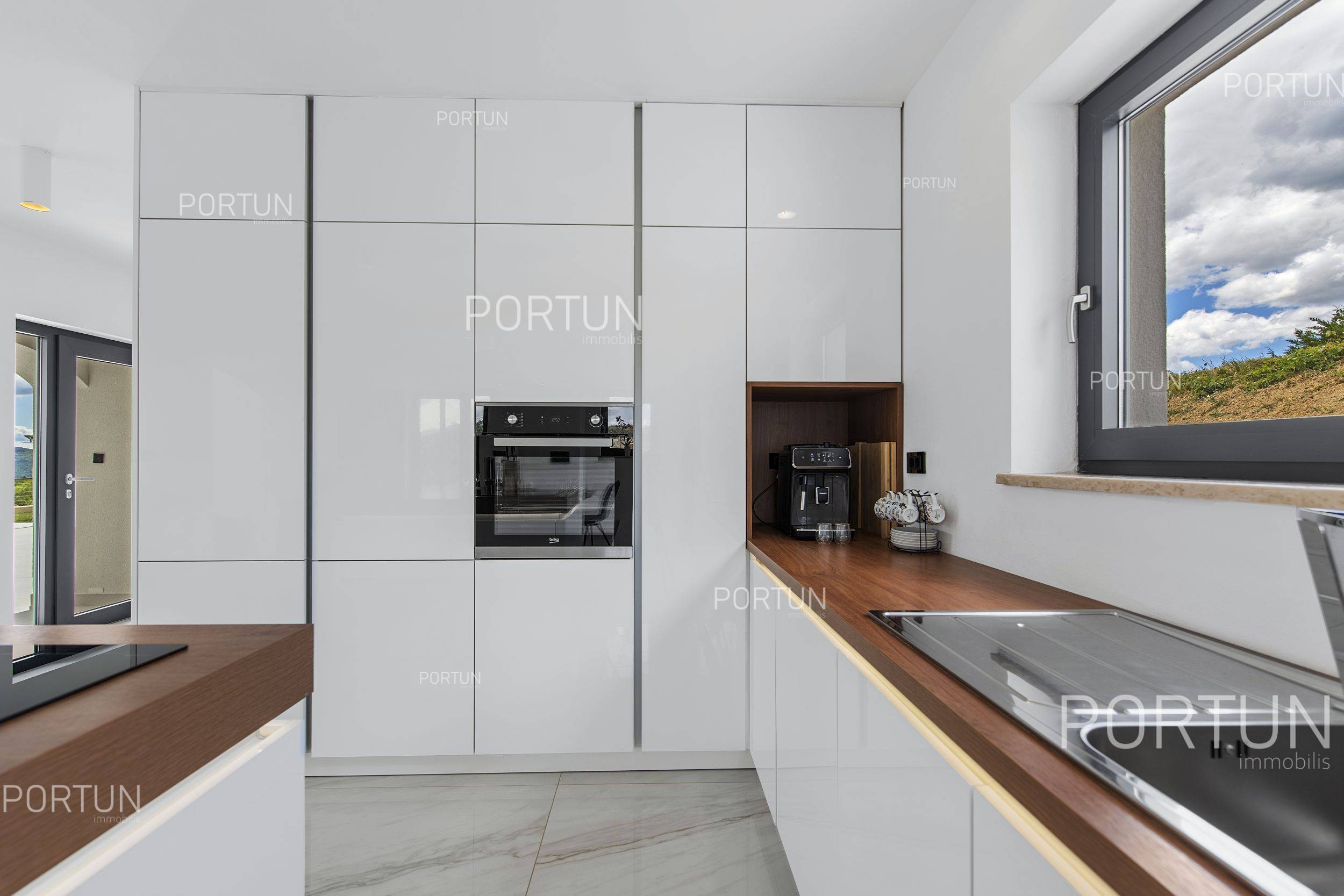 Kuća na prodaju Motovun - 20846 - 20