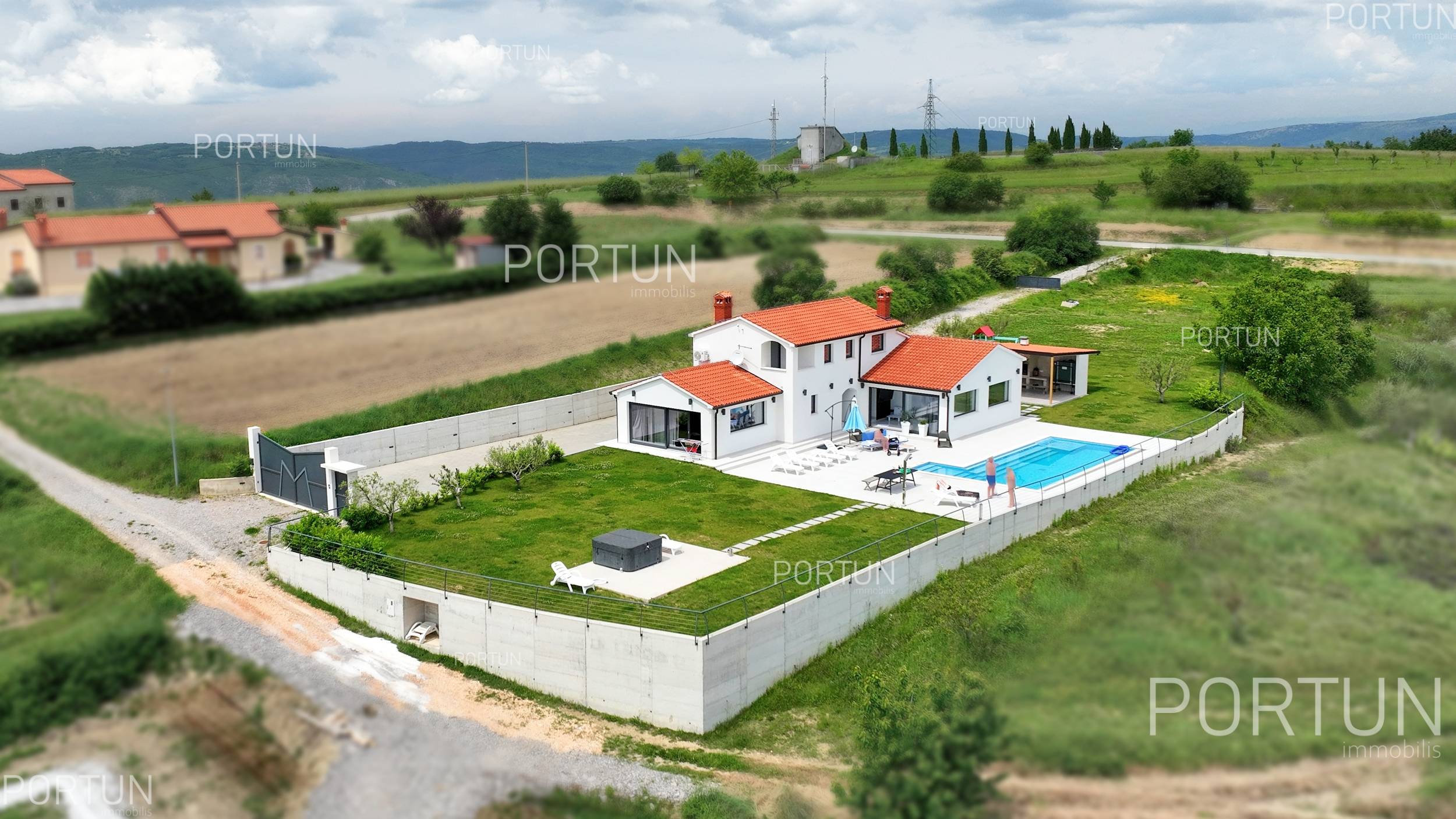 Kuća na prodaju Motovun - 20846 - 04