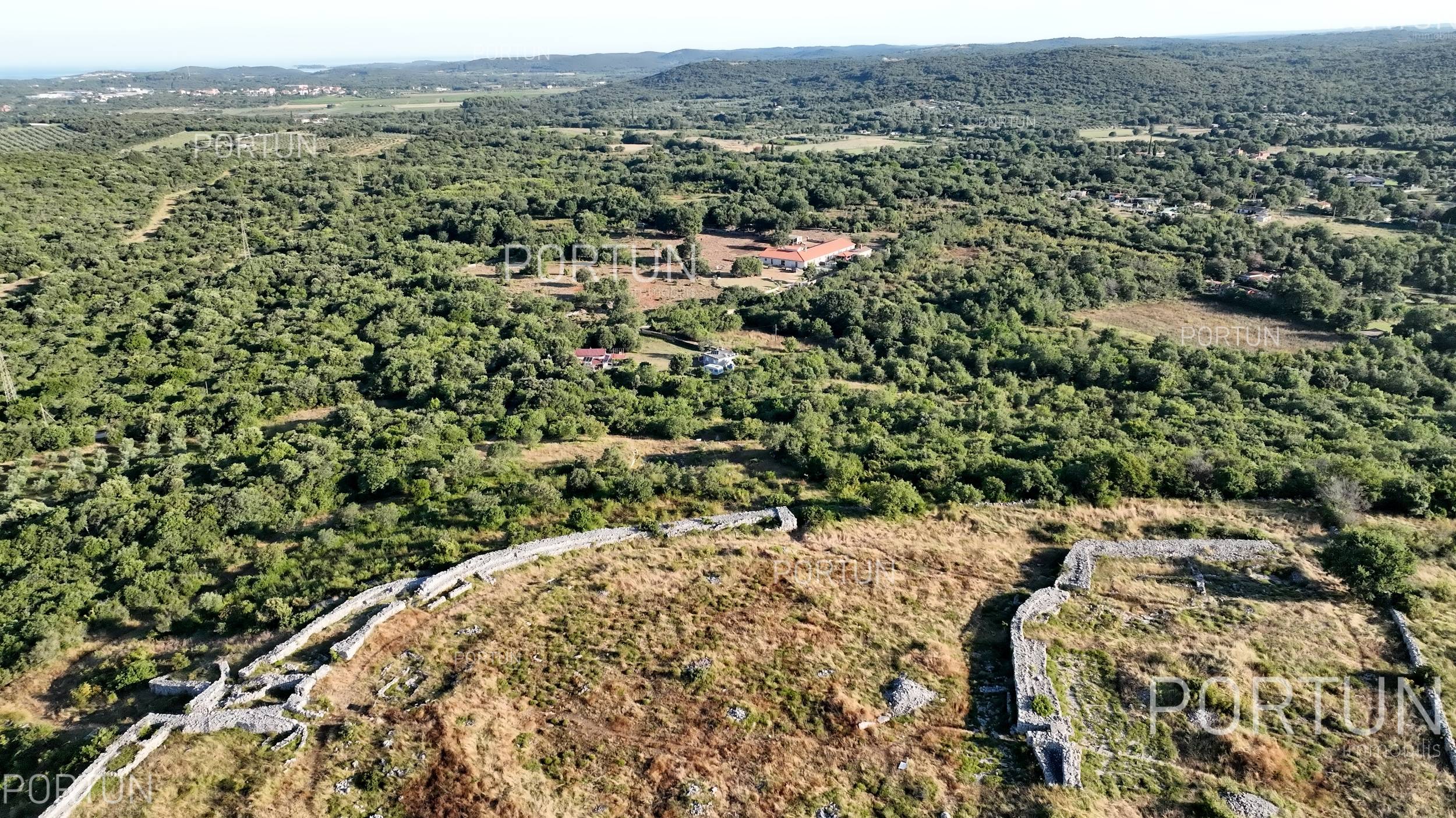 Zemljište na prodaju Rovinj - 40576 - 01