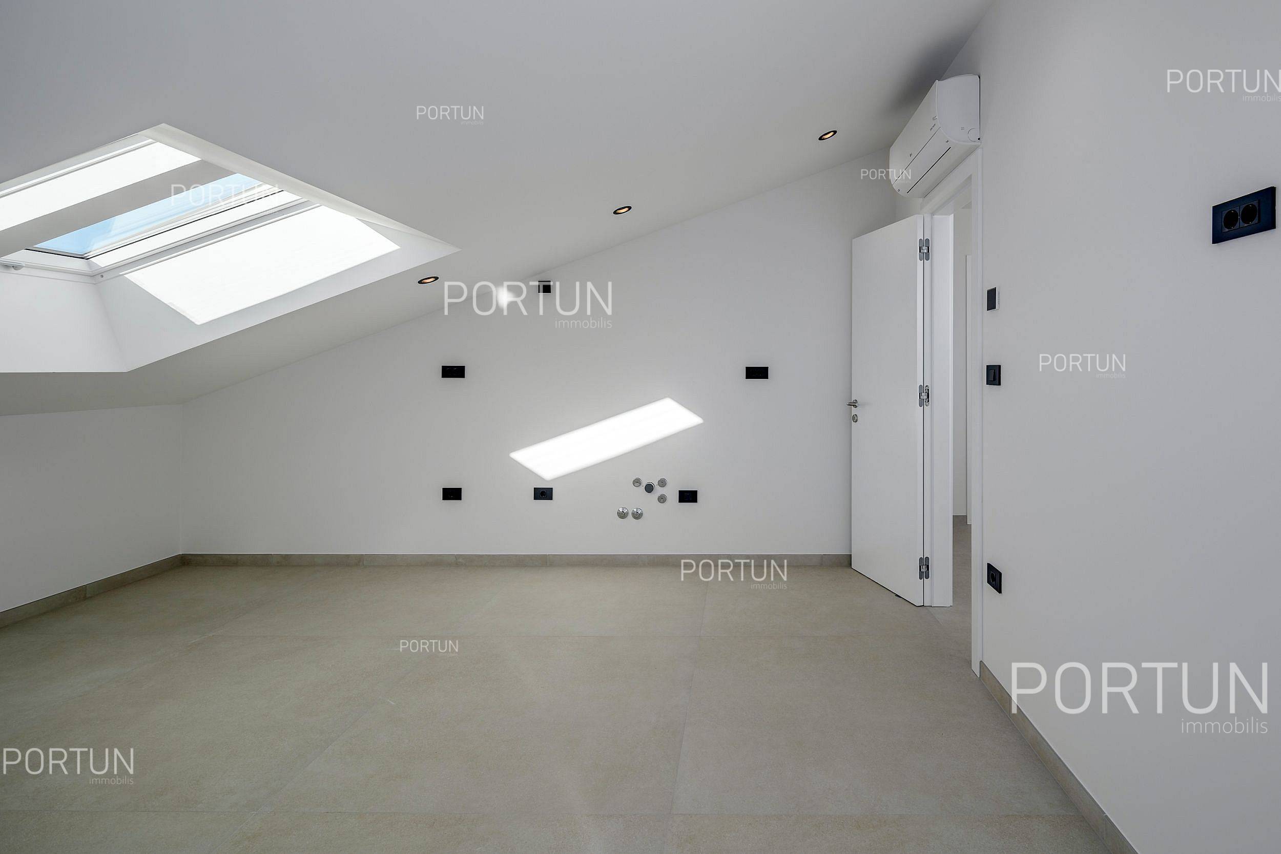 Stan na prodaju Rovinj - 10701 - 14