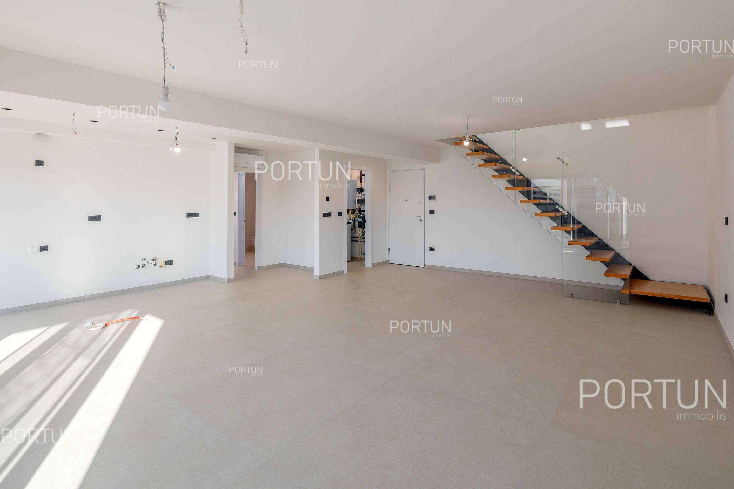 Stan na prodaju Rovinj - 10701 - 02