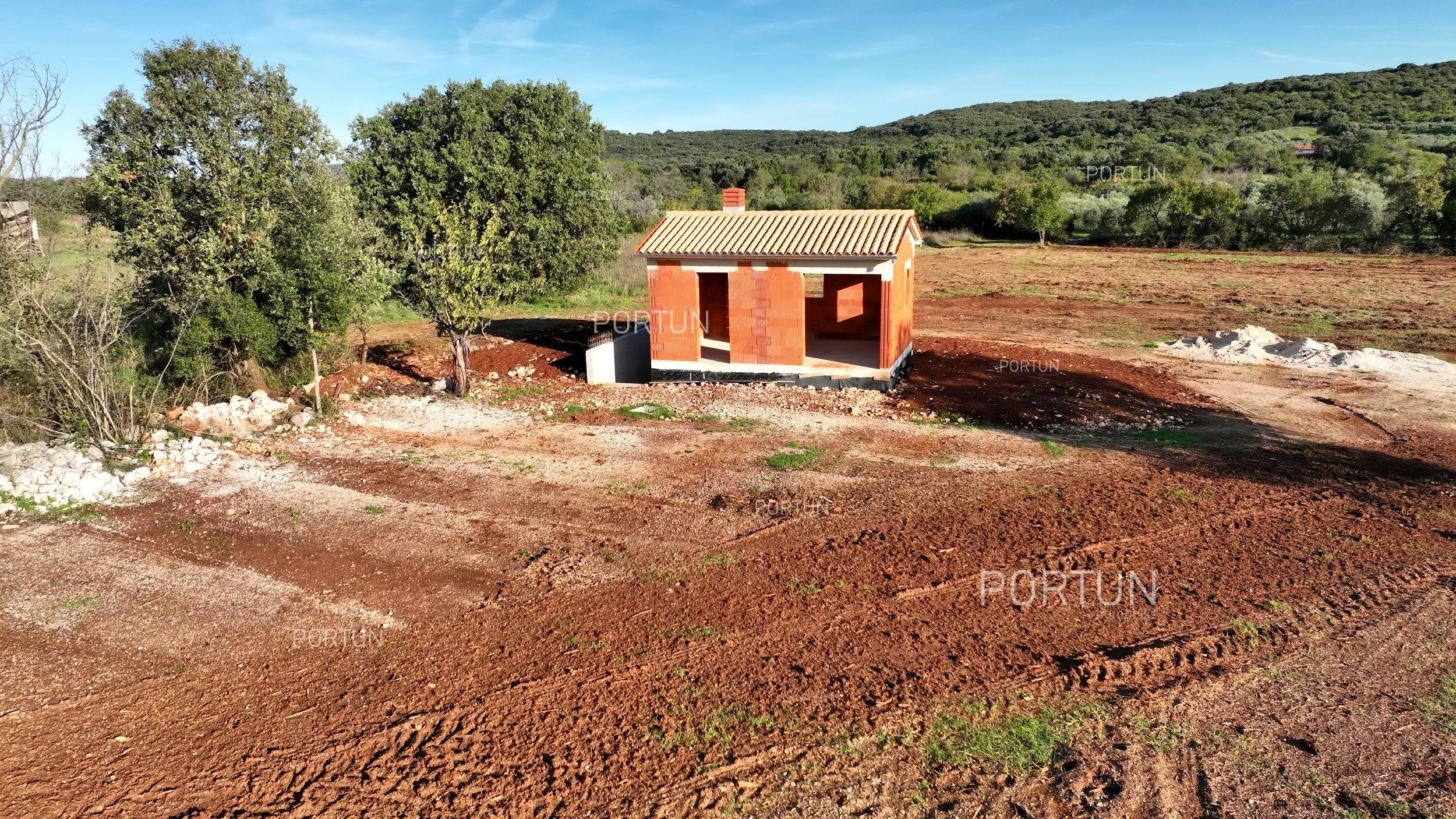 Zemljište na prodaju Rovinj - 40582 - 02