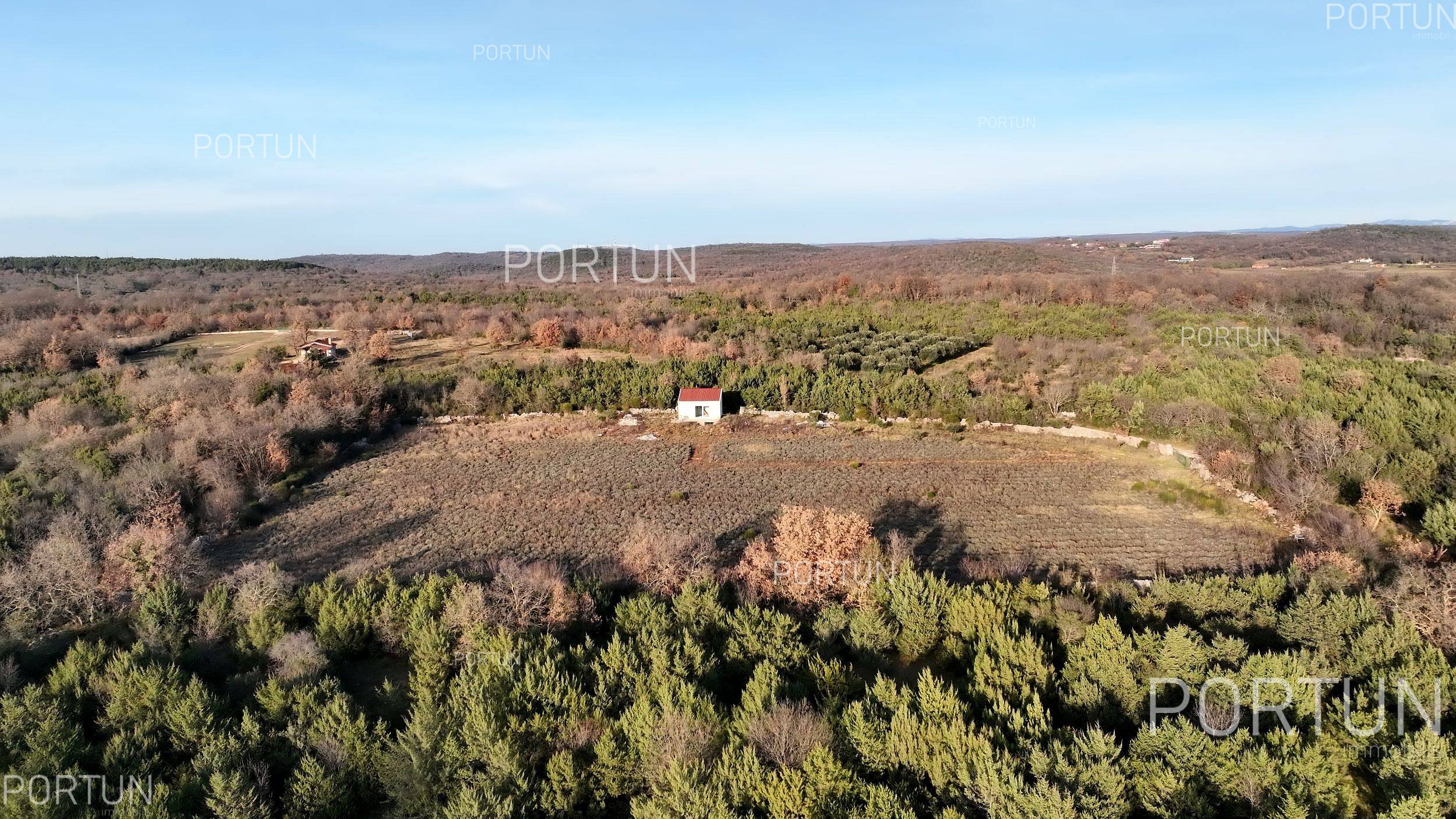 Zemljište na prodaju Rovinj - 40593 - 02