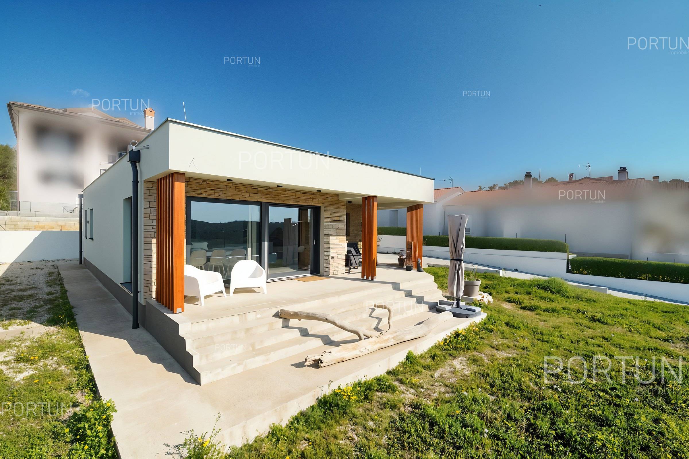 Modern bungalow with a spacious garden close to Rovinj, Istria - 20899 001
