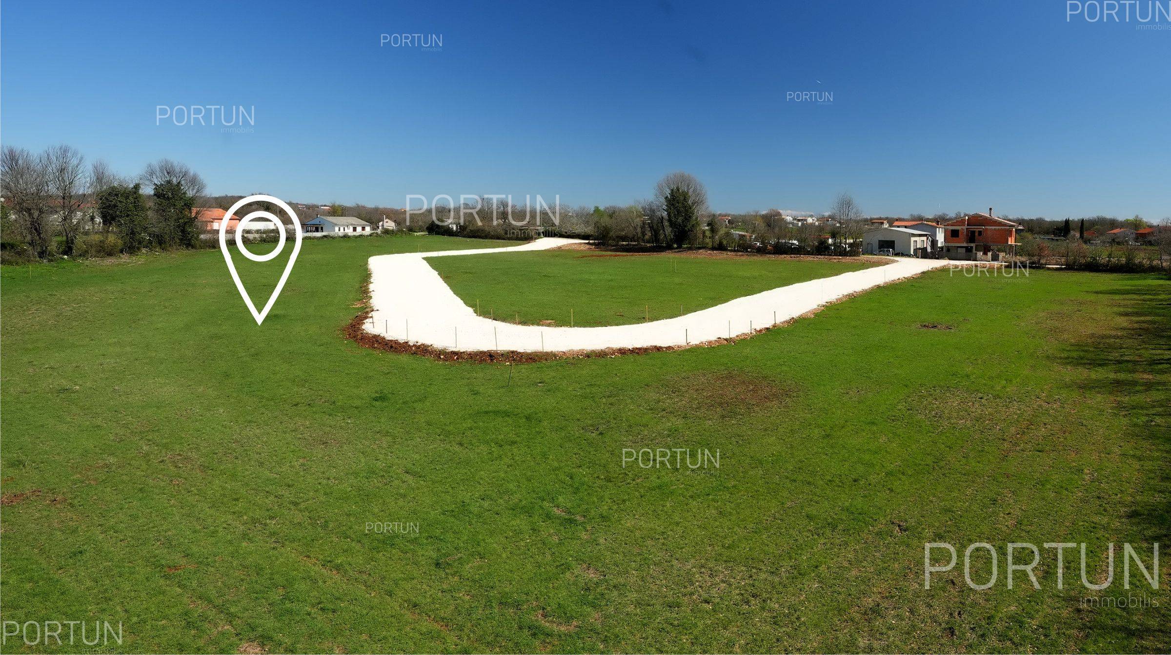 Zemljište na prodaju Marčana - 40610 - 02