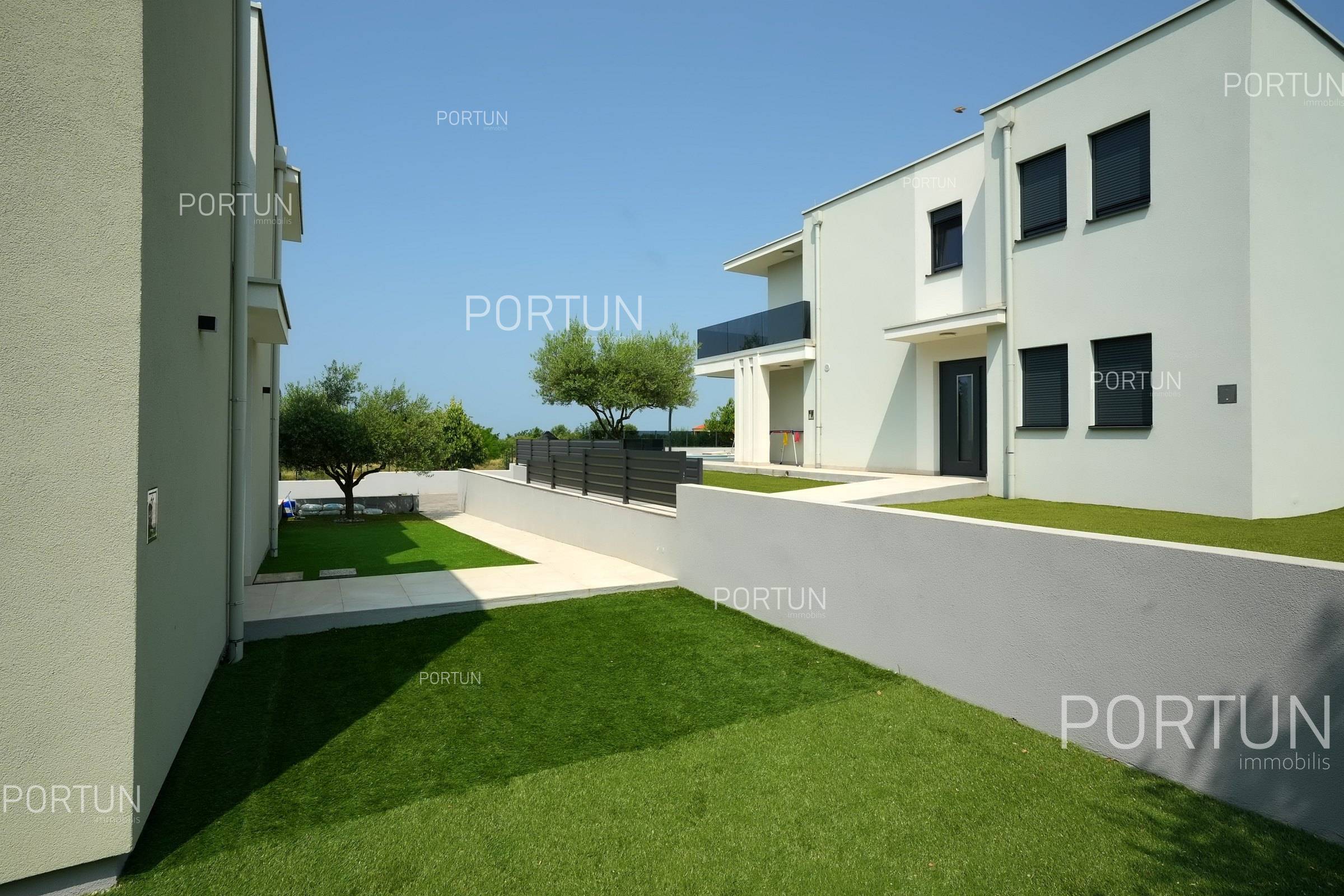 Kuća na prodaju Umag - 20908 - 08