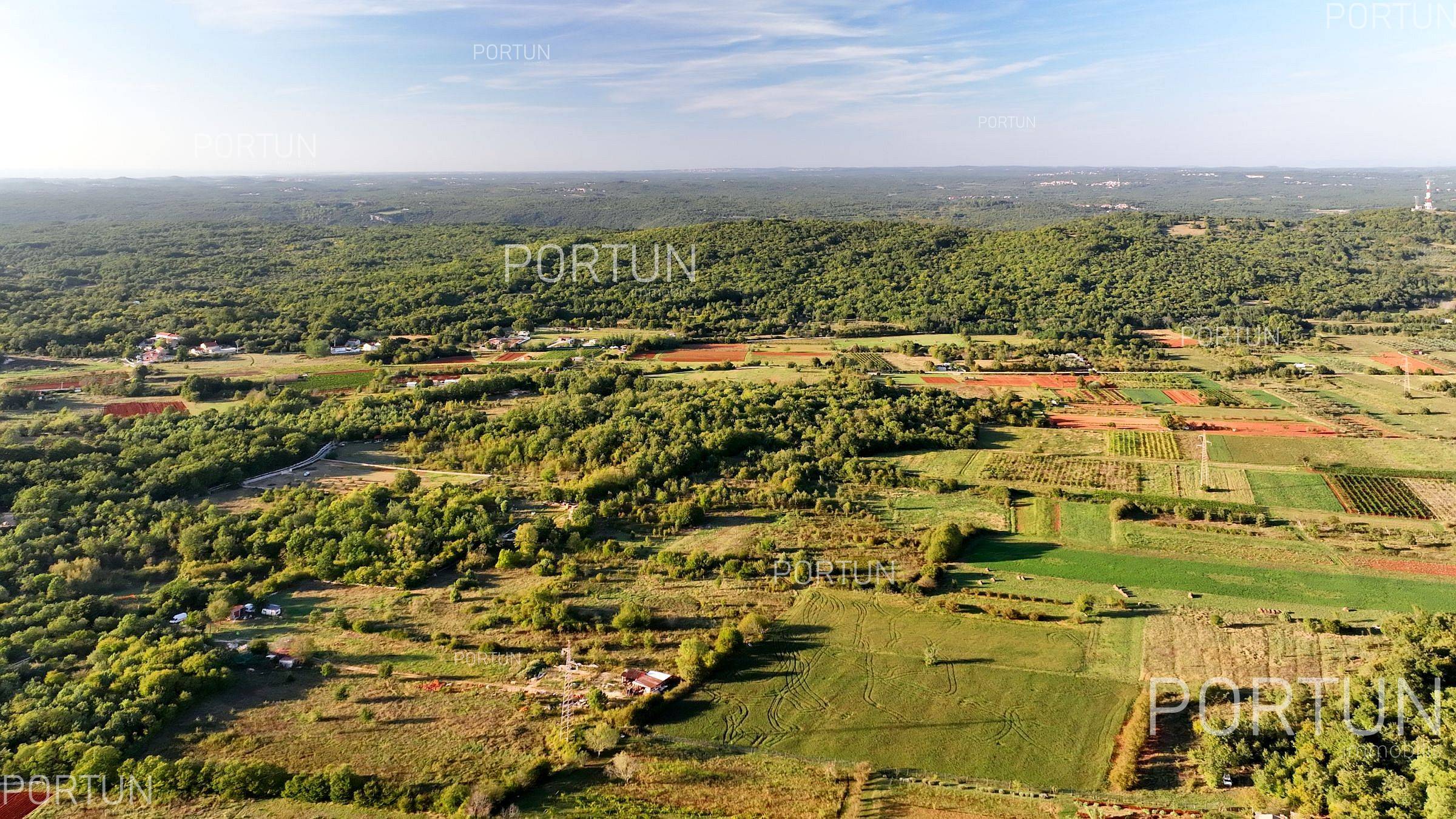 Zemljište na prodaju Rovinj - 40635 - 02