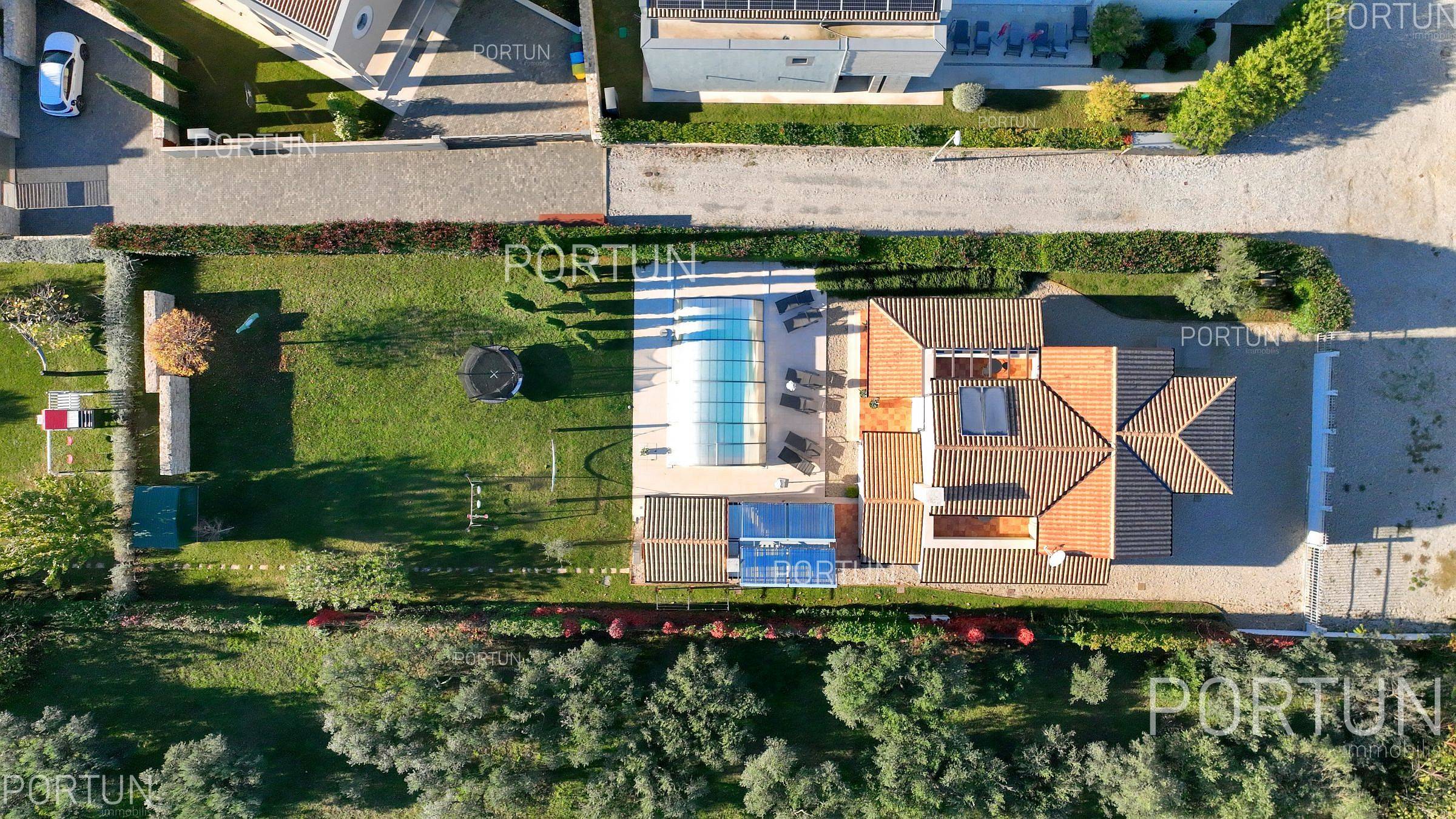 Kuća na prodaju Fažana - 20926 - 08