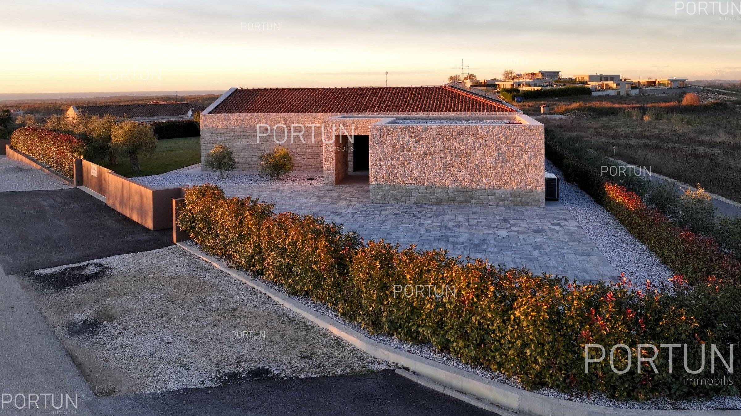 Kuća na prodaju Brtonigla - 20924 - 10