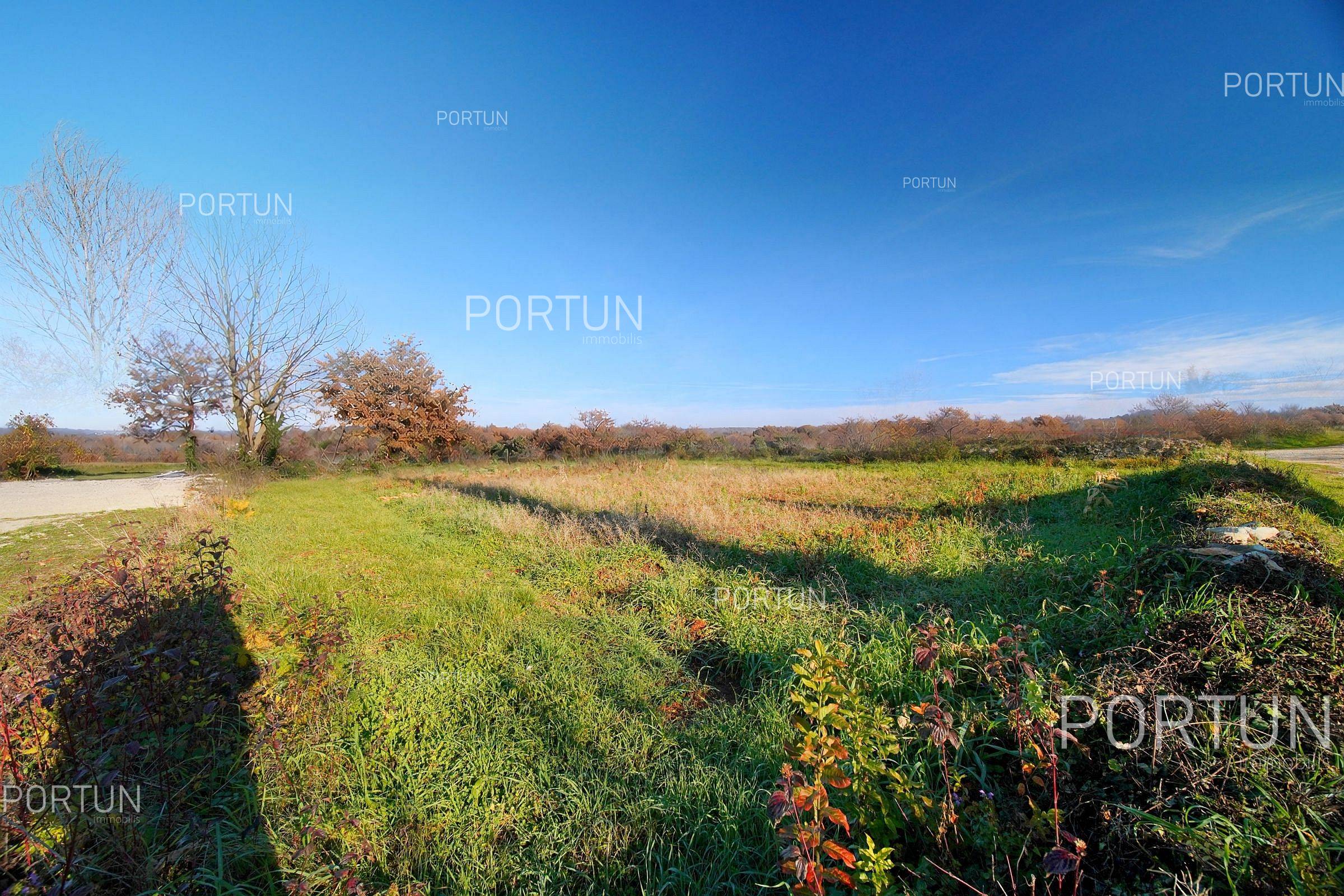 Building land close to Kanfanar 40657 01