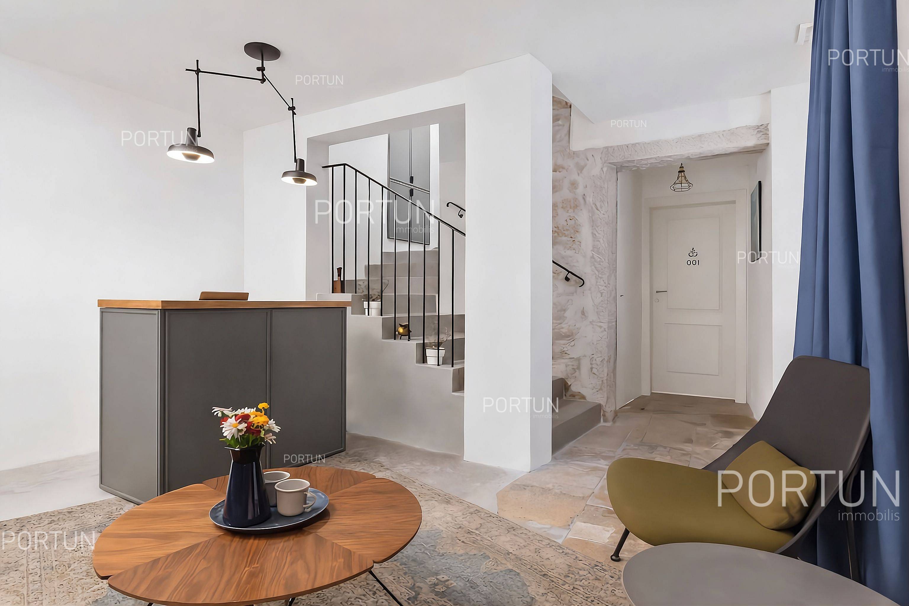 Kuća na prodaju Rovinj - 20925 - 01