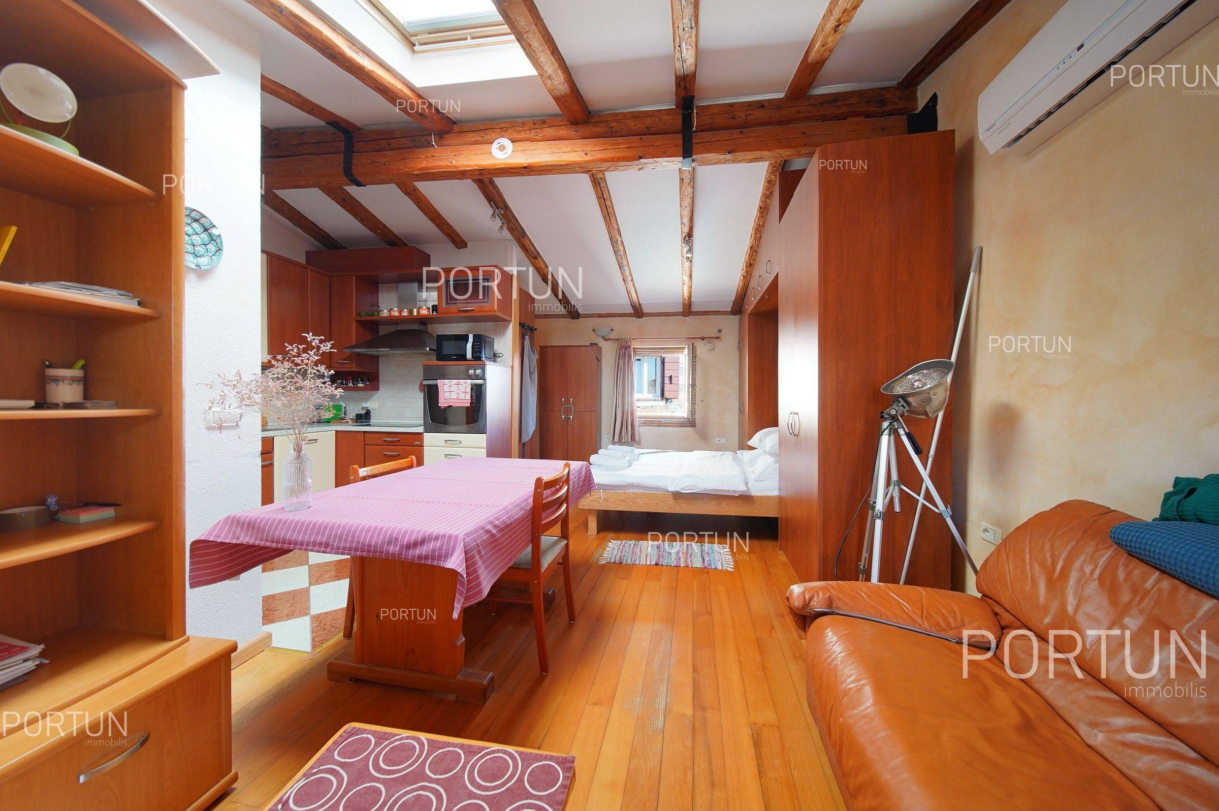Stan na prodaju Rovinj - 10762 - 02