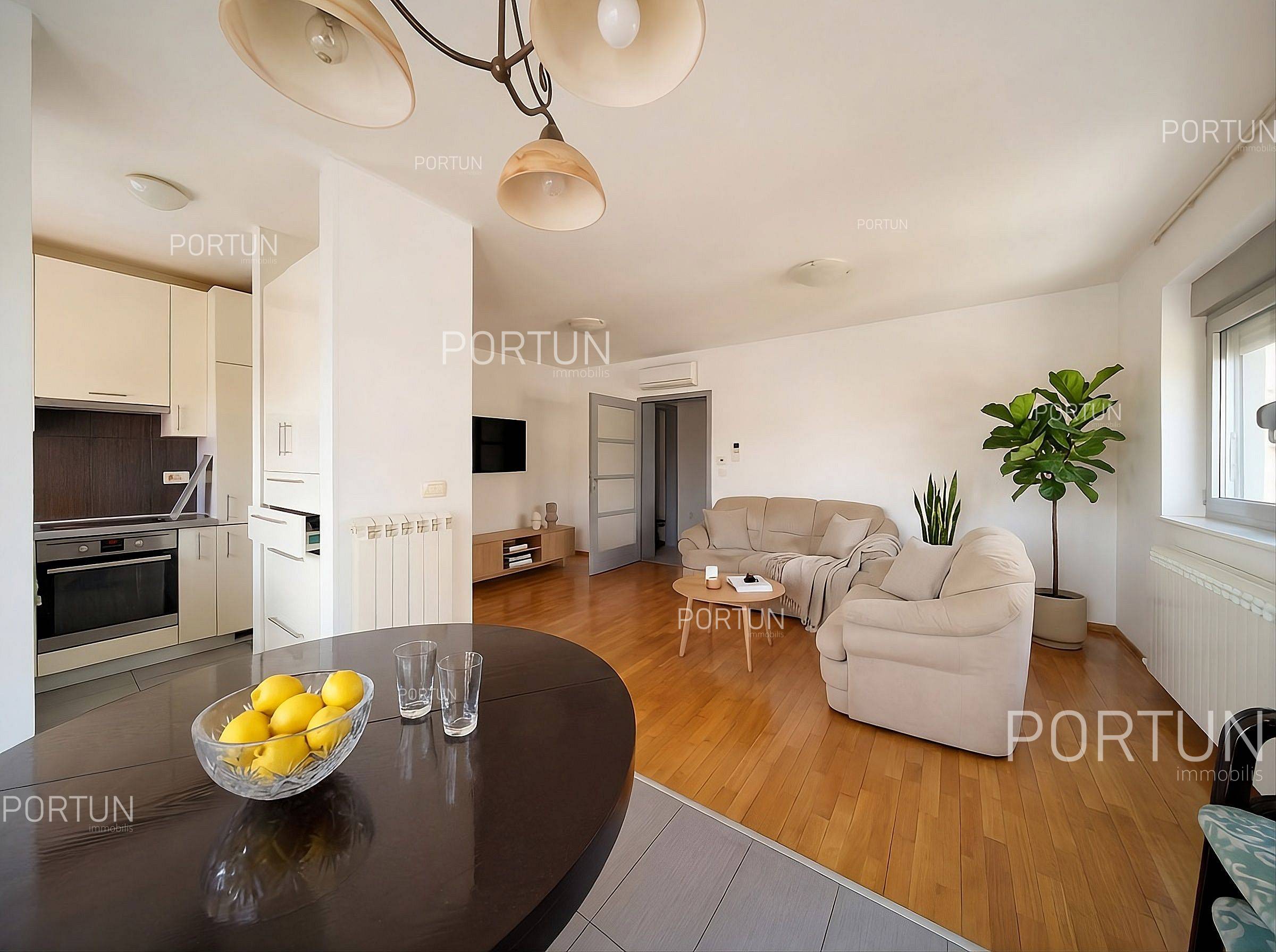 Stan na prodaju Rovinj - 10760 - 02