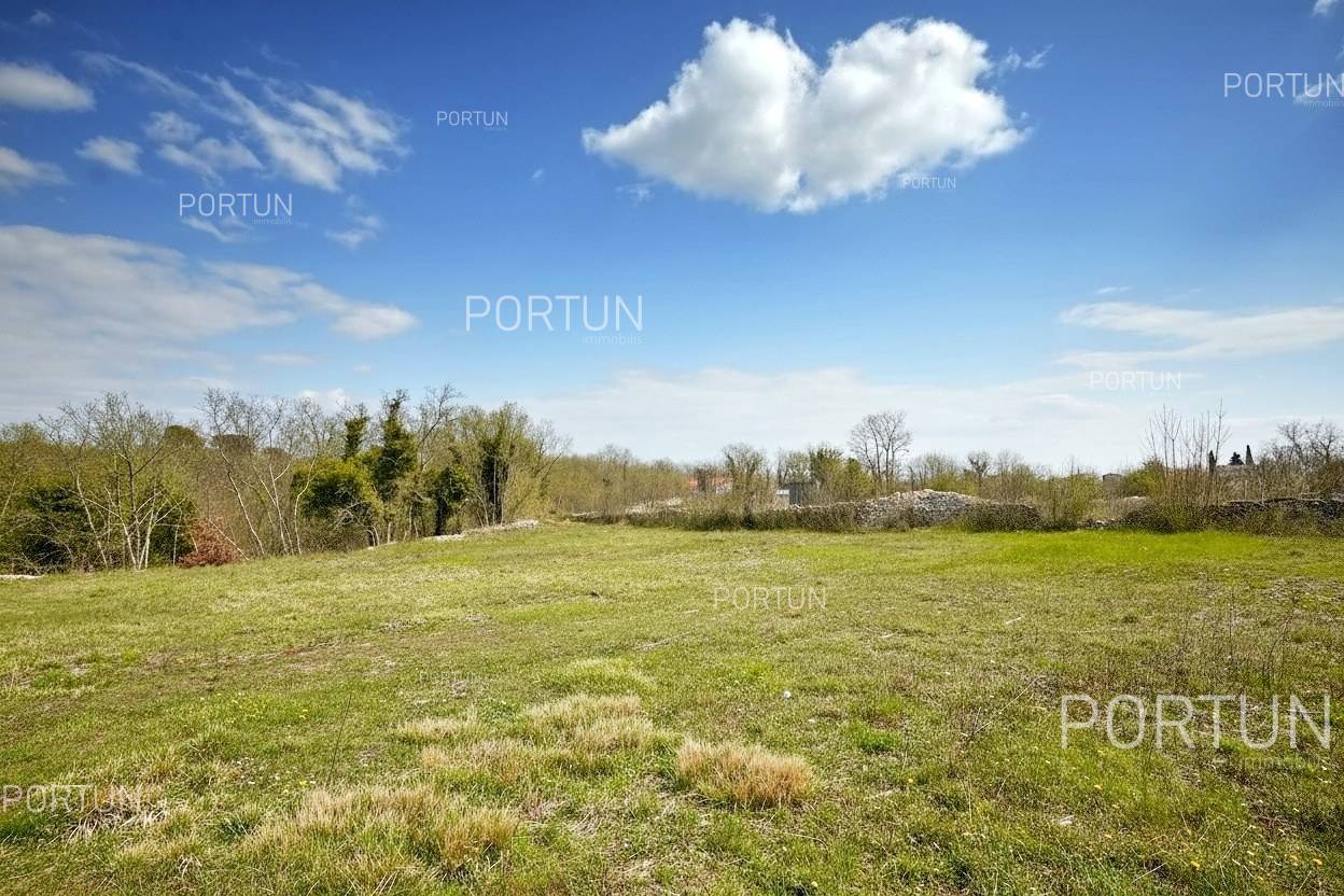 Zemljište na prodaju Marčana - 40669 - 01