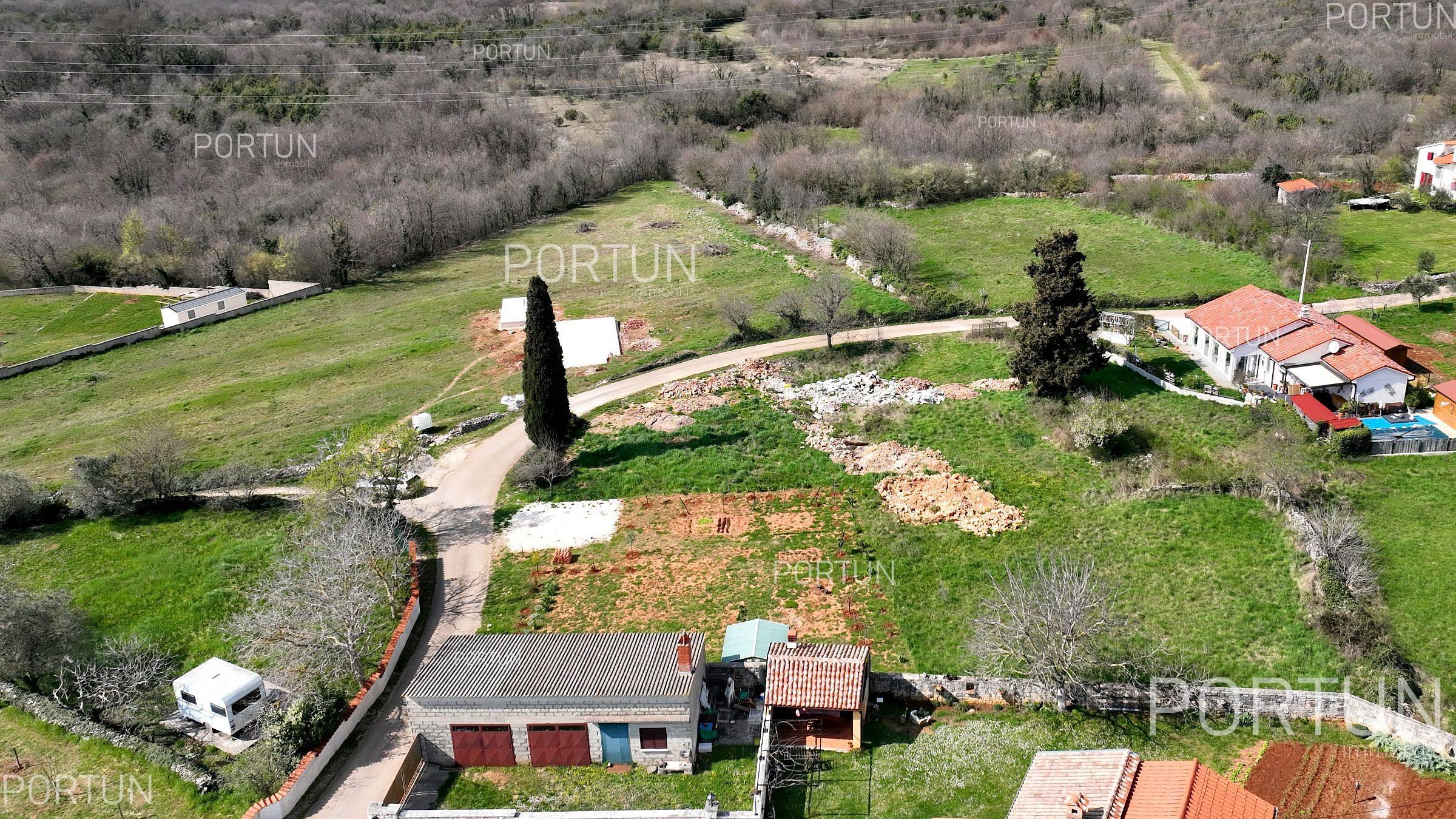 Zemljište na prodaju Marčana - 40661 - 02