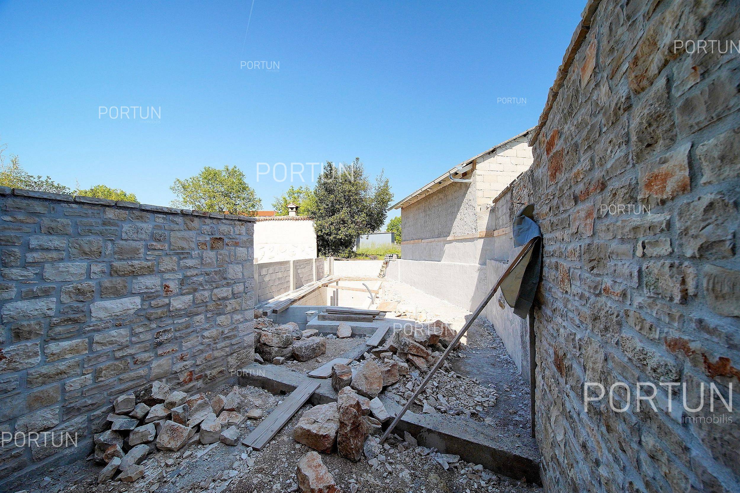 Kuća na prodaju Svetvinčenat - 20764 - 03
