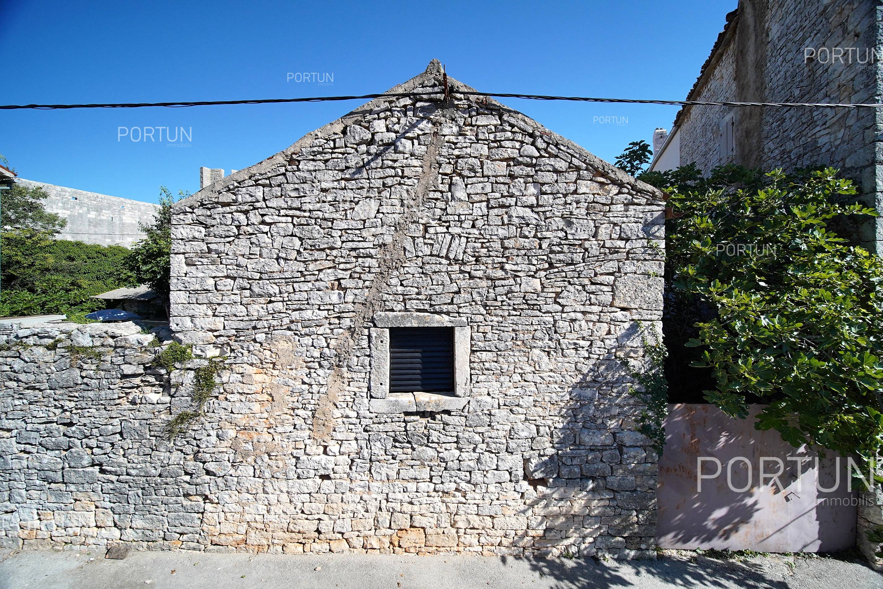 Kuća na prodaju Svetvinčenat - 20788 - 09