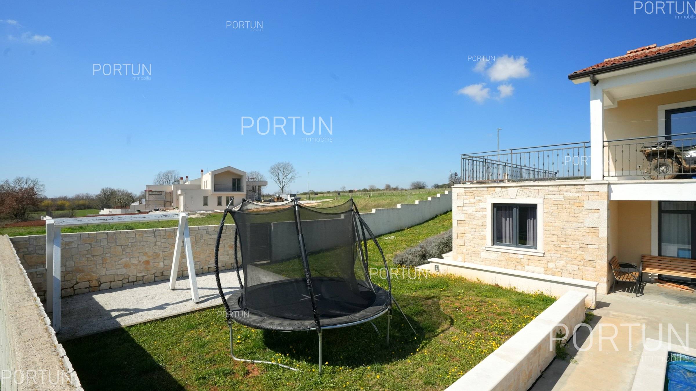 Kuća na prodaju Tinjan - 20820 - 03