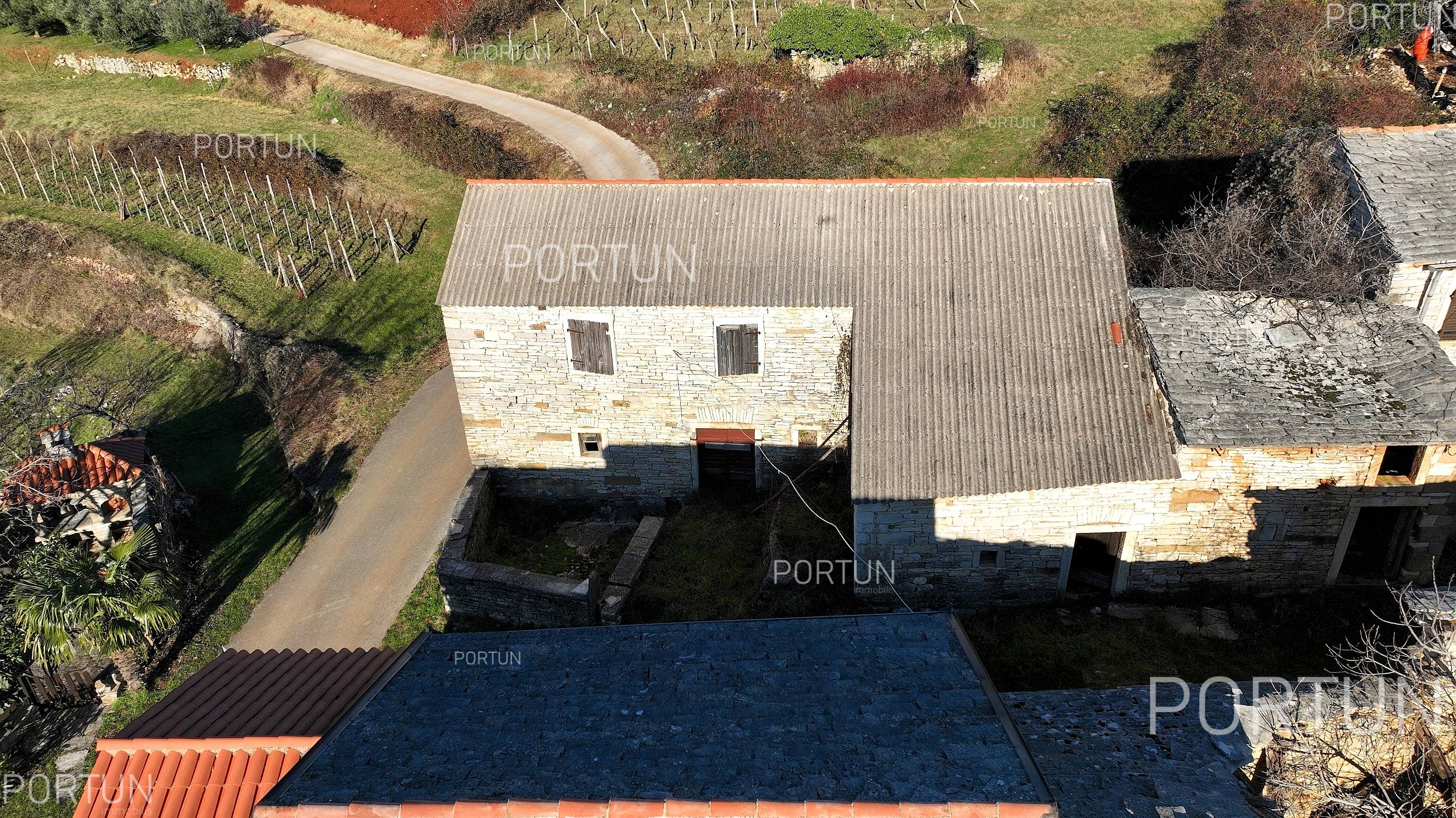 Kuća na prodaju Oprtalj - 20815 - 03