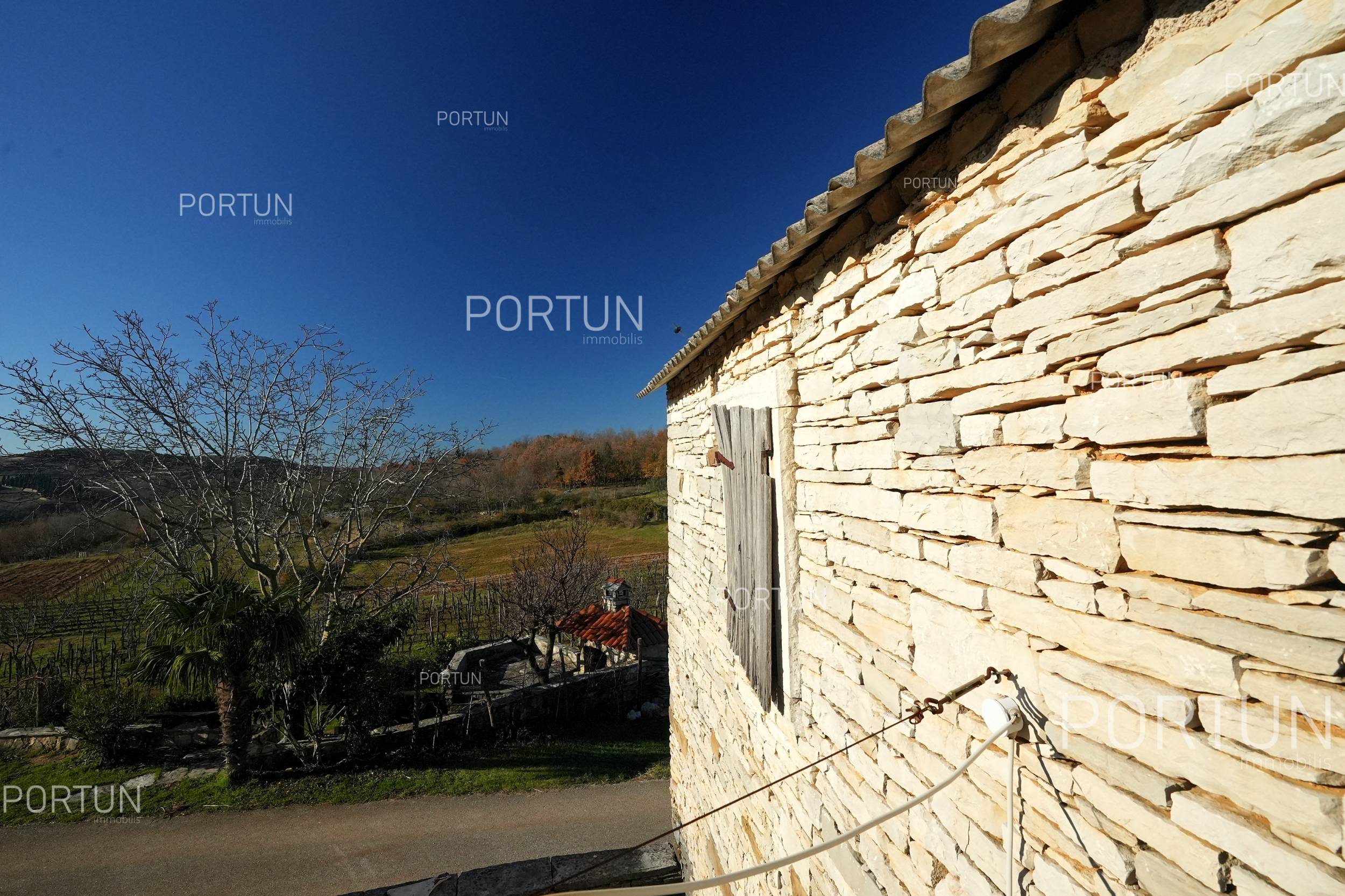 Kuća na prodaju Oprtalj - 20815 - 06