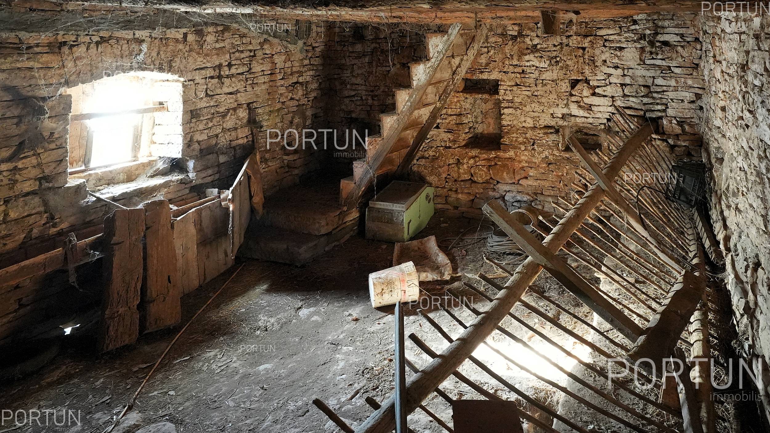 Kuća na prodaju Oprtalj - 20815 - 15