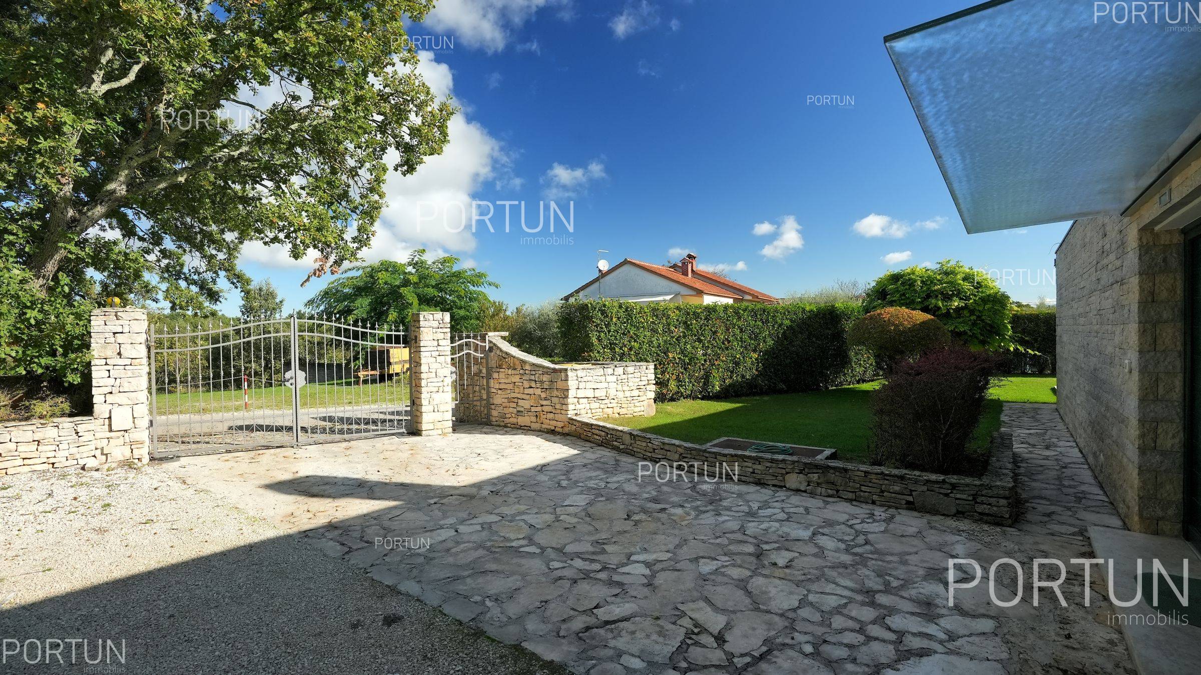 Kuća na prodaju Sveti Lovreč - 20854 - 13