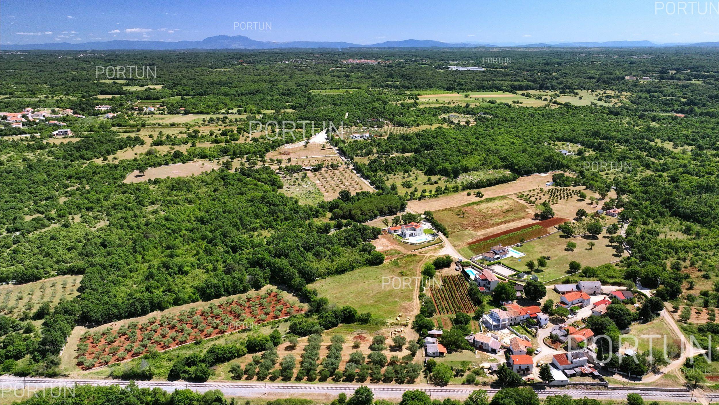 Zemljište na prodaju Žminj - 40530 - 01